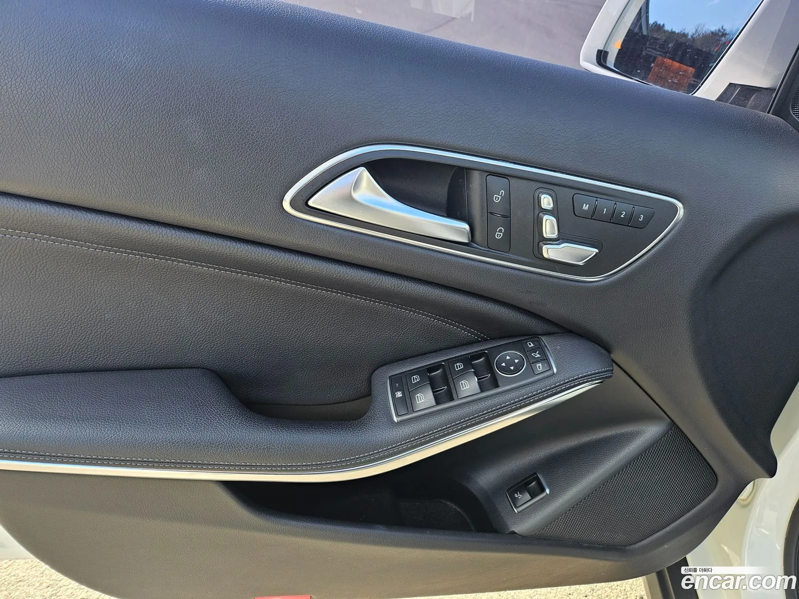 Mercedes-Benz GLA-Class X156 2017 — 2