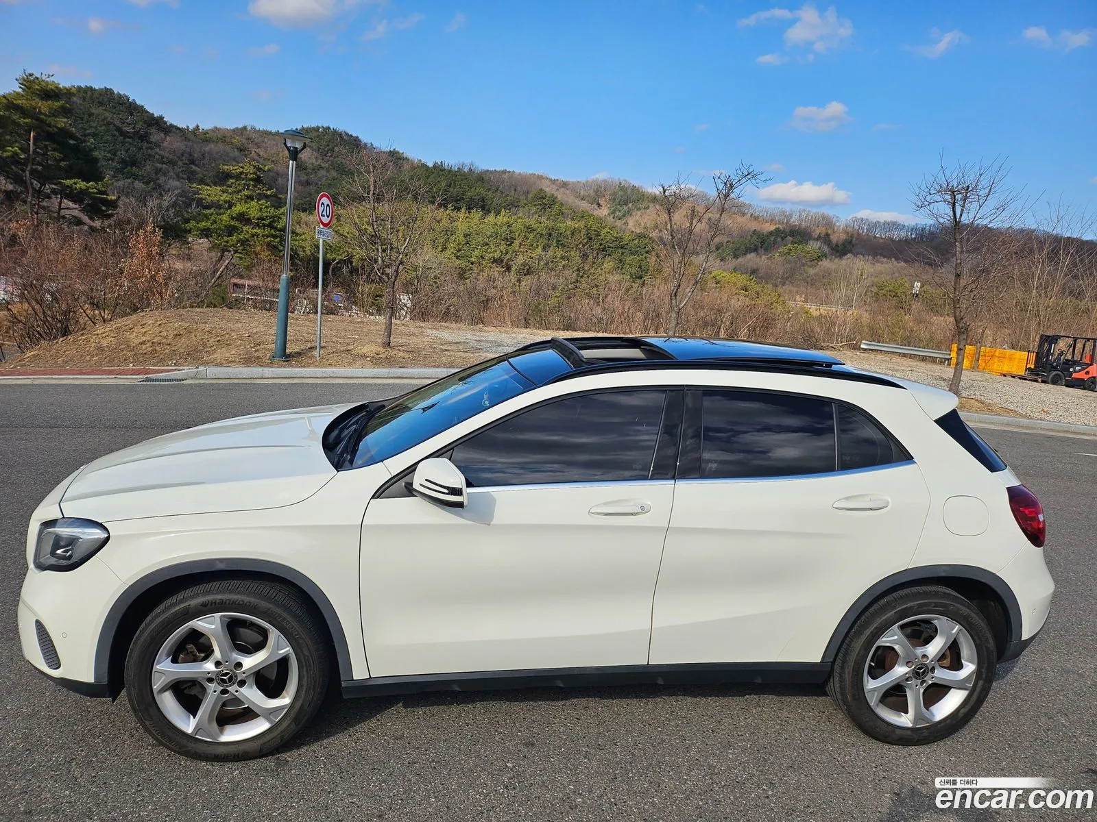 Mercedes-Benz GLA-Class X156 2017 — 9