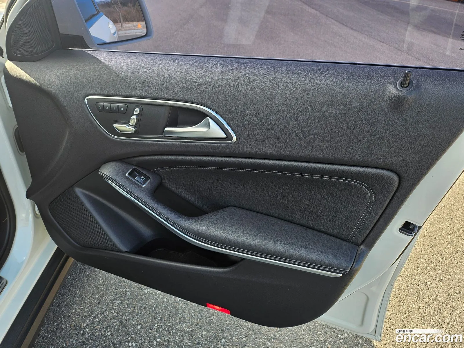 Mercedes-Benz GLA-Class X156 2017 — 17