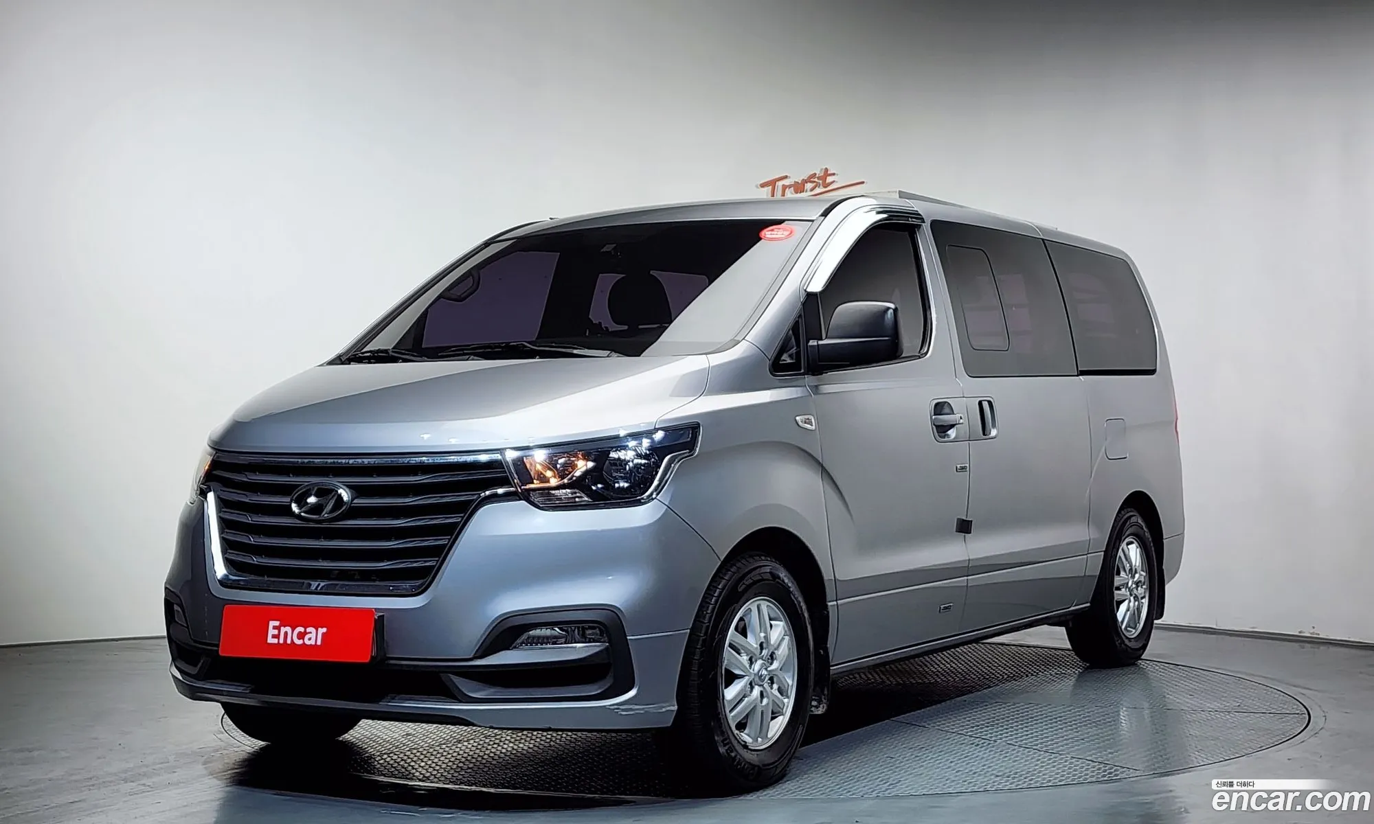 Hyundai Grand Starex 2018 — 19