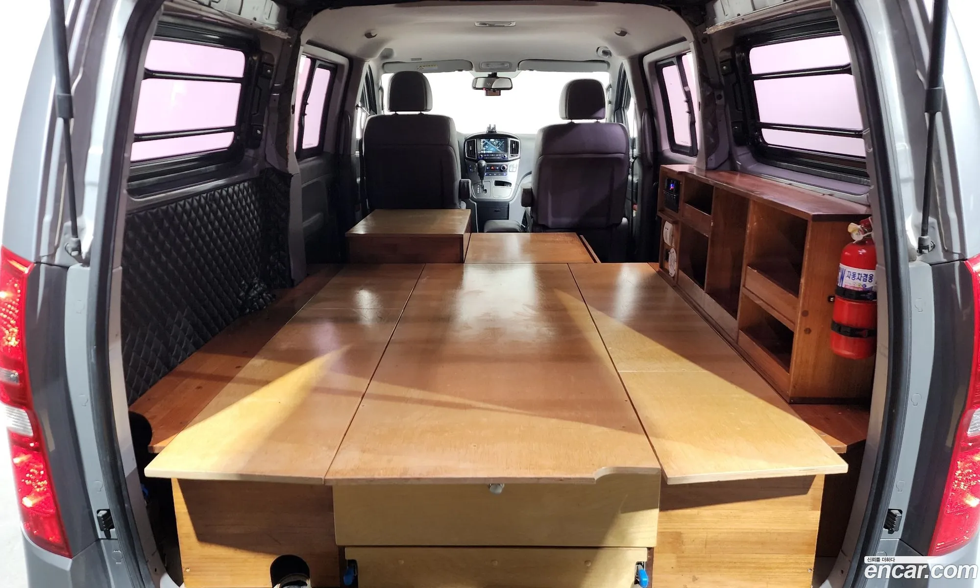 Hyundai Grand Starex 2018 — 12