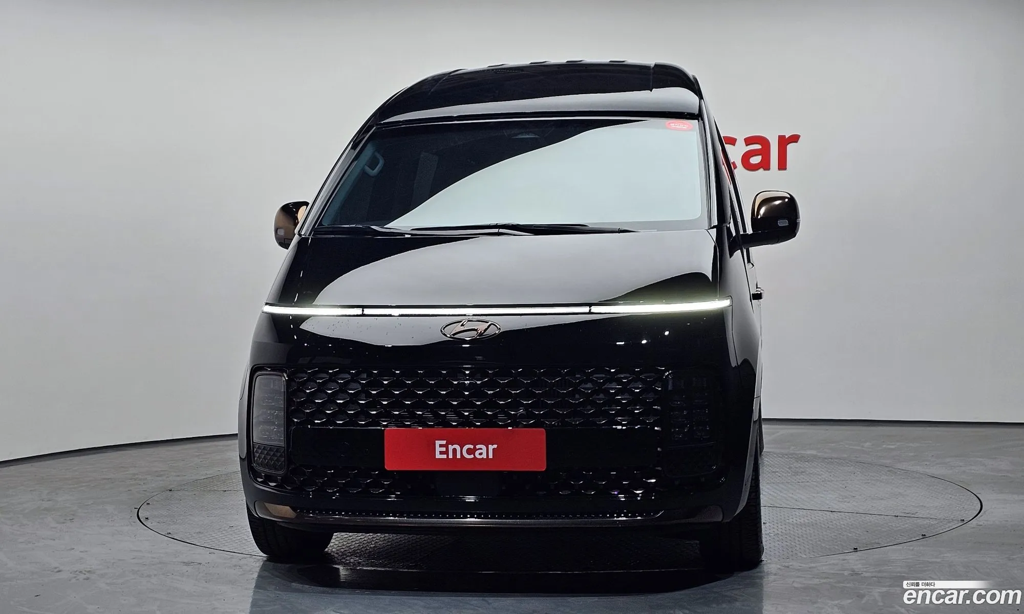Hyundai Staria 2022 — 14