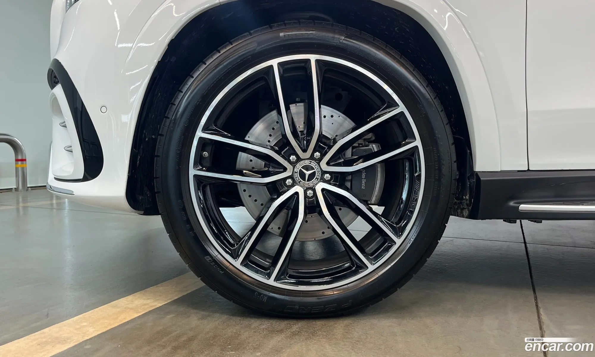 Mercedes-Benz GLS-Class X167 2025 — 19