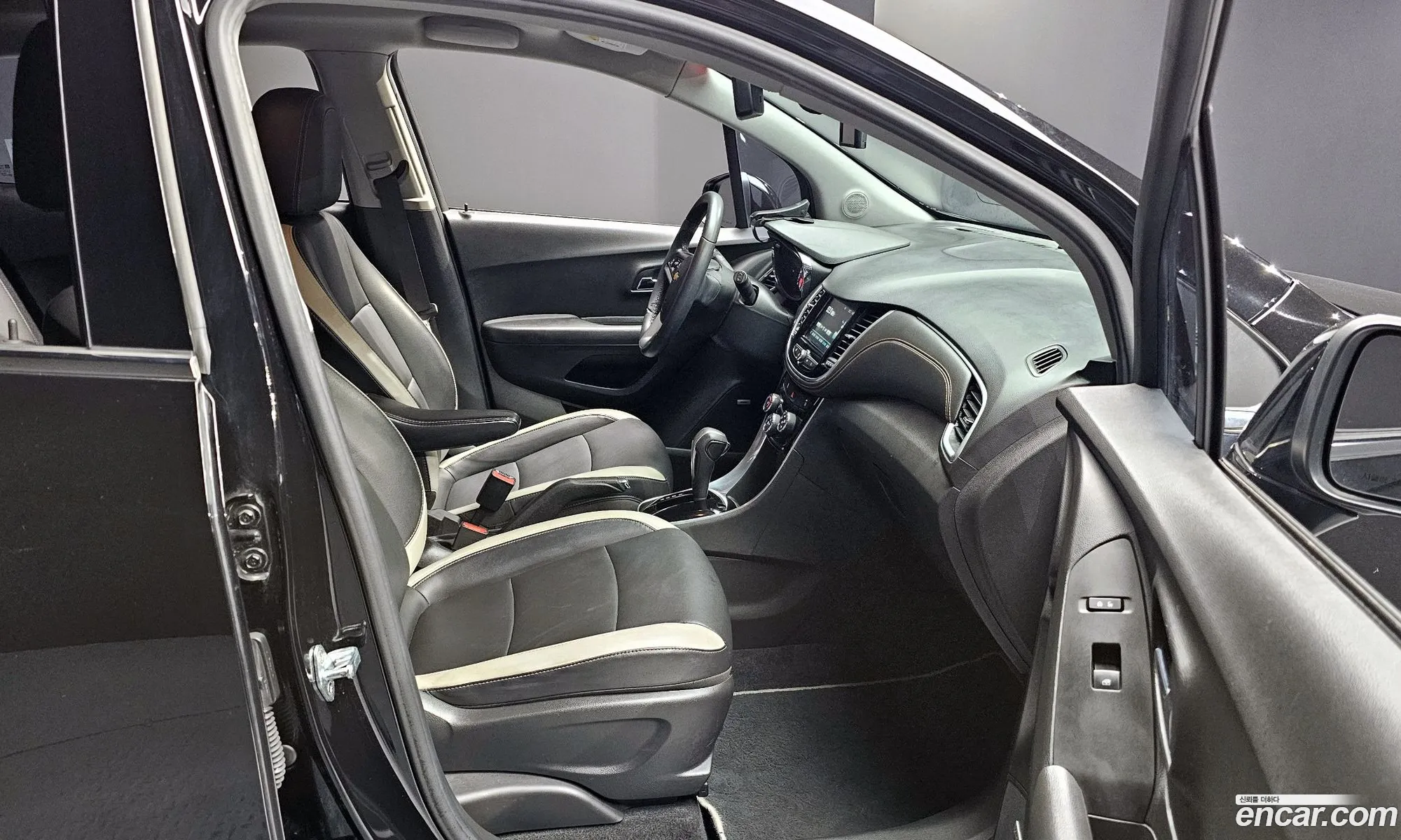Chevrolet (GM Daewoo) Trax 2019 KLABA76CDKB935582 — 13