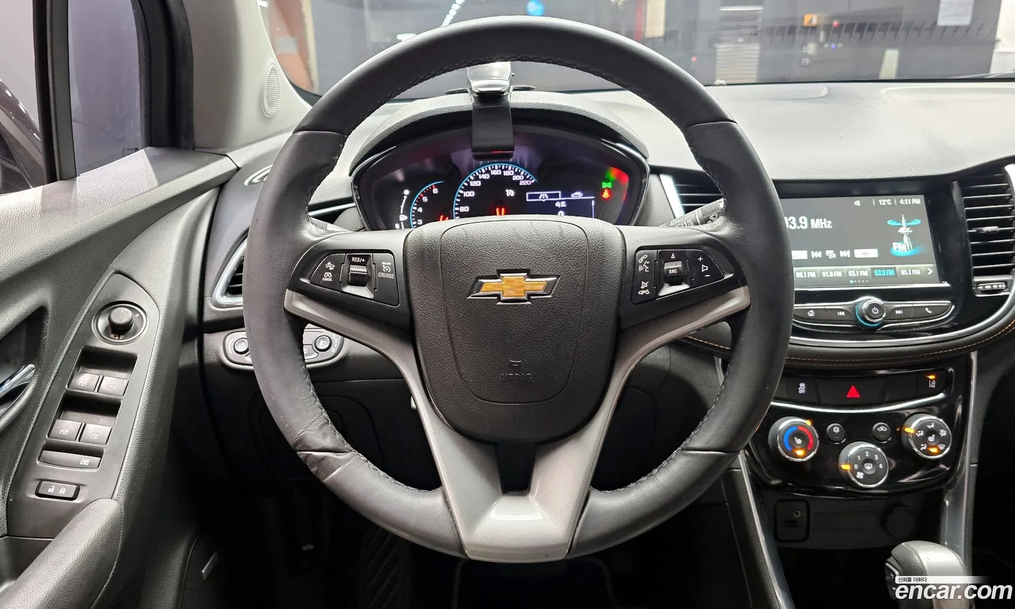 Chevrolet (GM Daewoo) Trax 2019 KLABA76CDKB935582 — 17