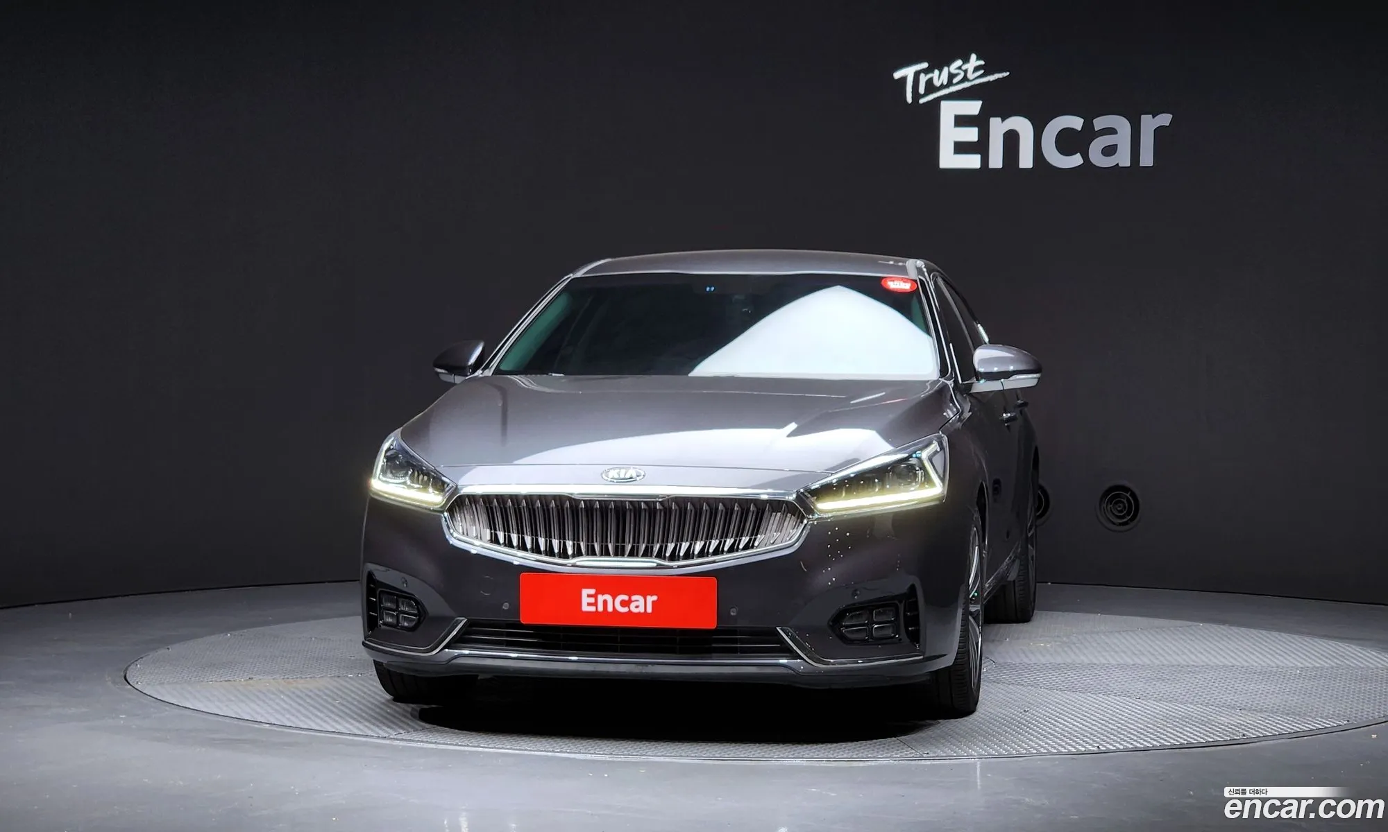 Kia K7 2017 — 11