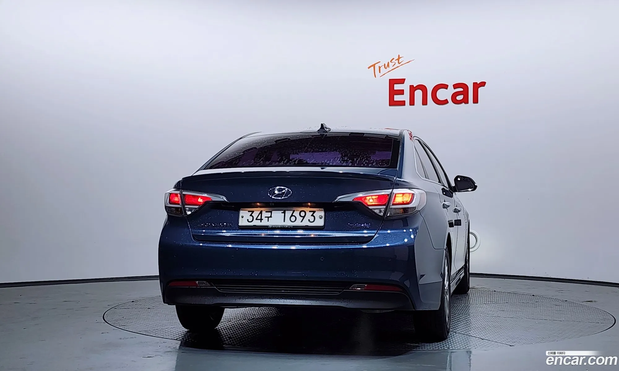 Hyundai LF Sonata Hybrid 2015 — 2