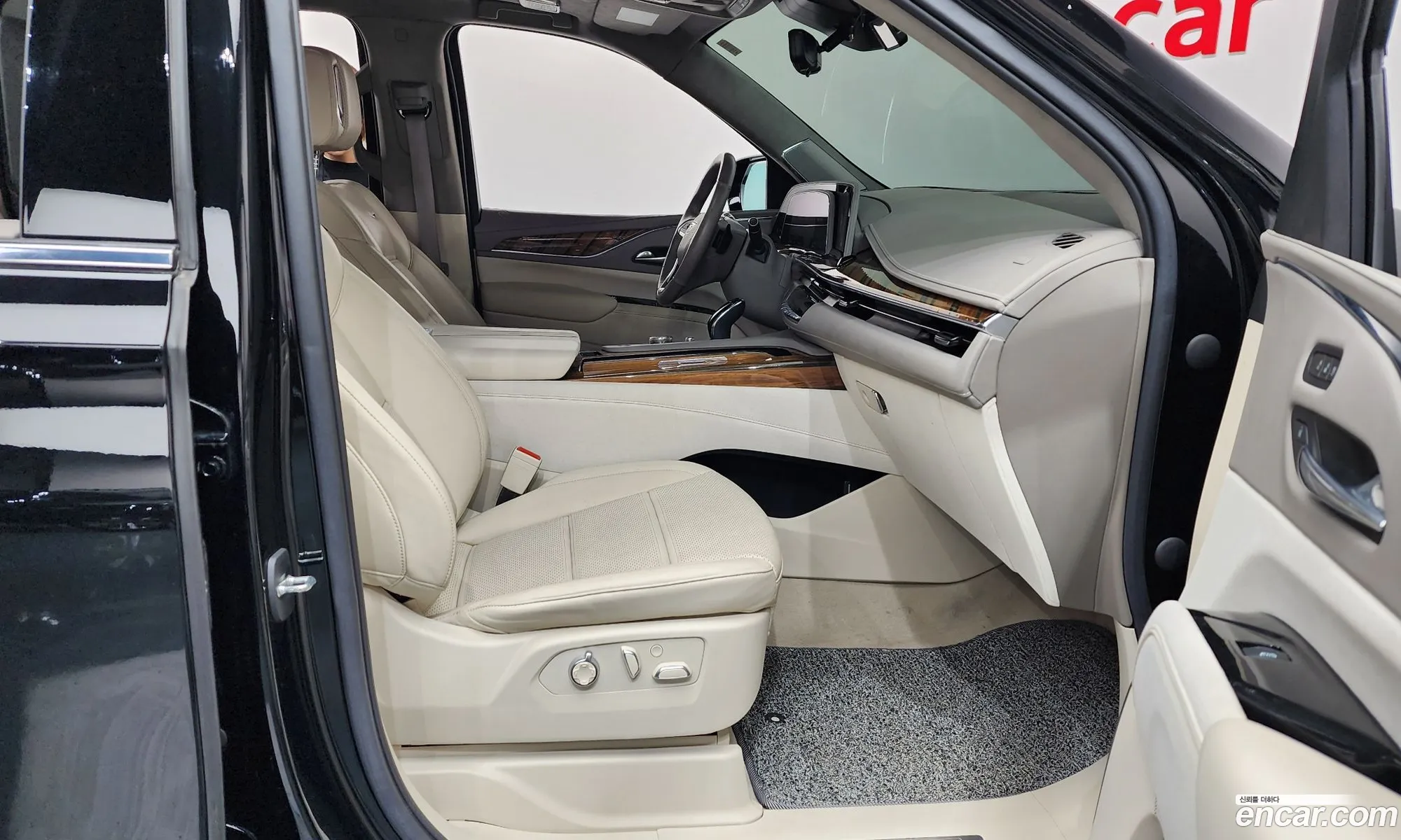 Cadillac Escalade 2022 — 20