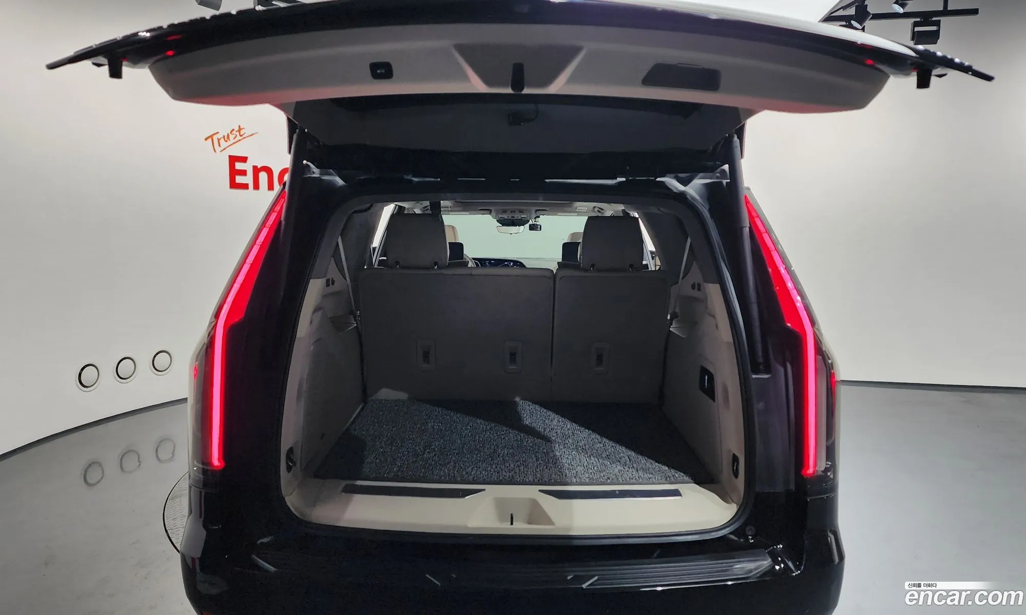 Cadillac Escalade 2022 — 10