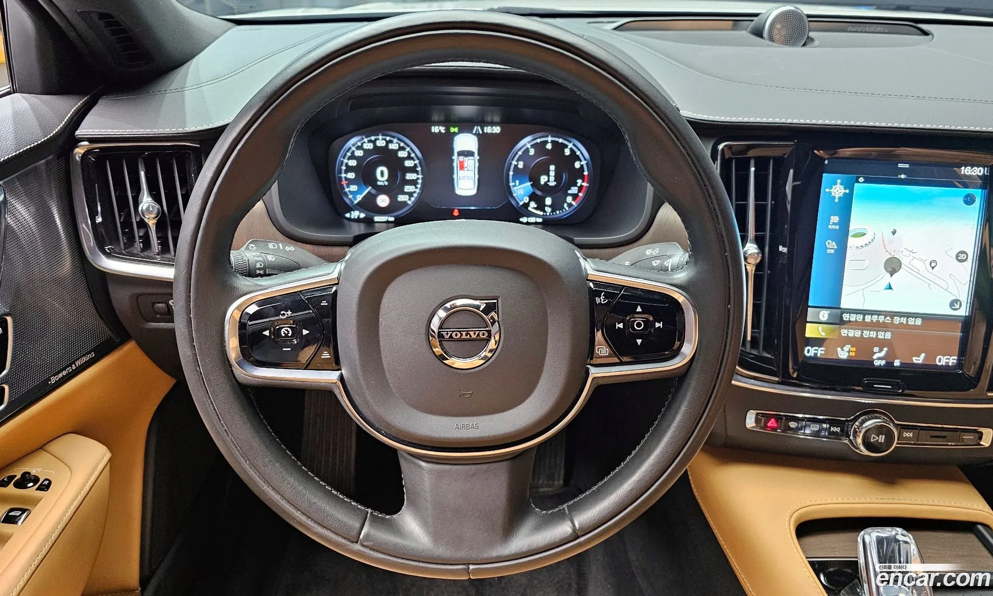 Volvo S90 2020 — 18