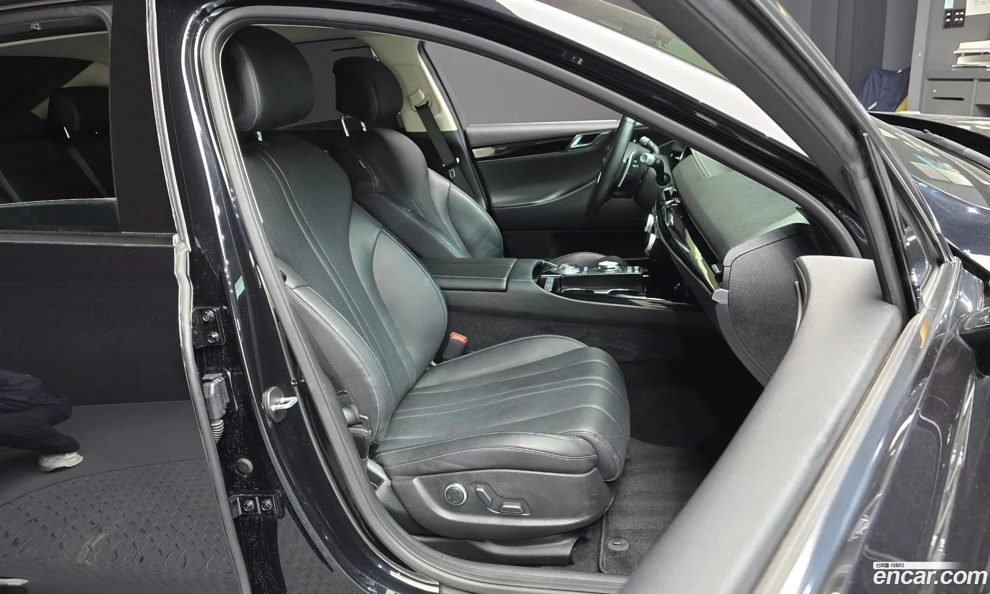 Genesis G80 2023 — 6