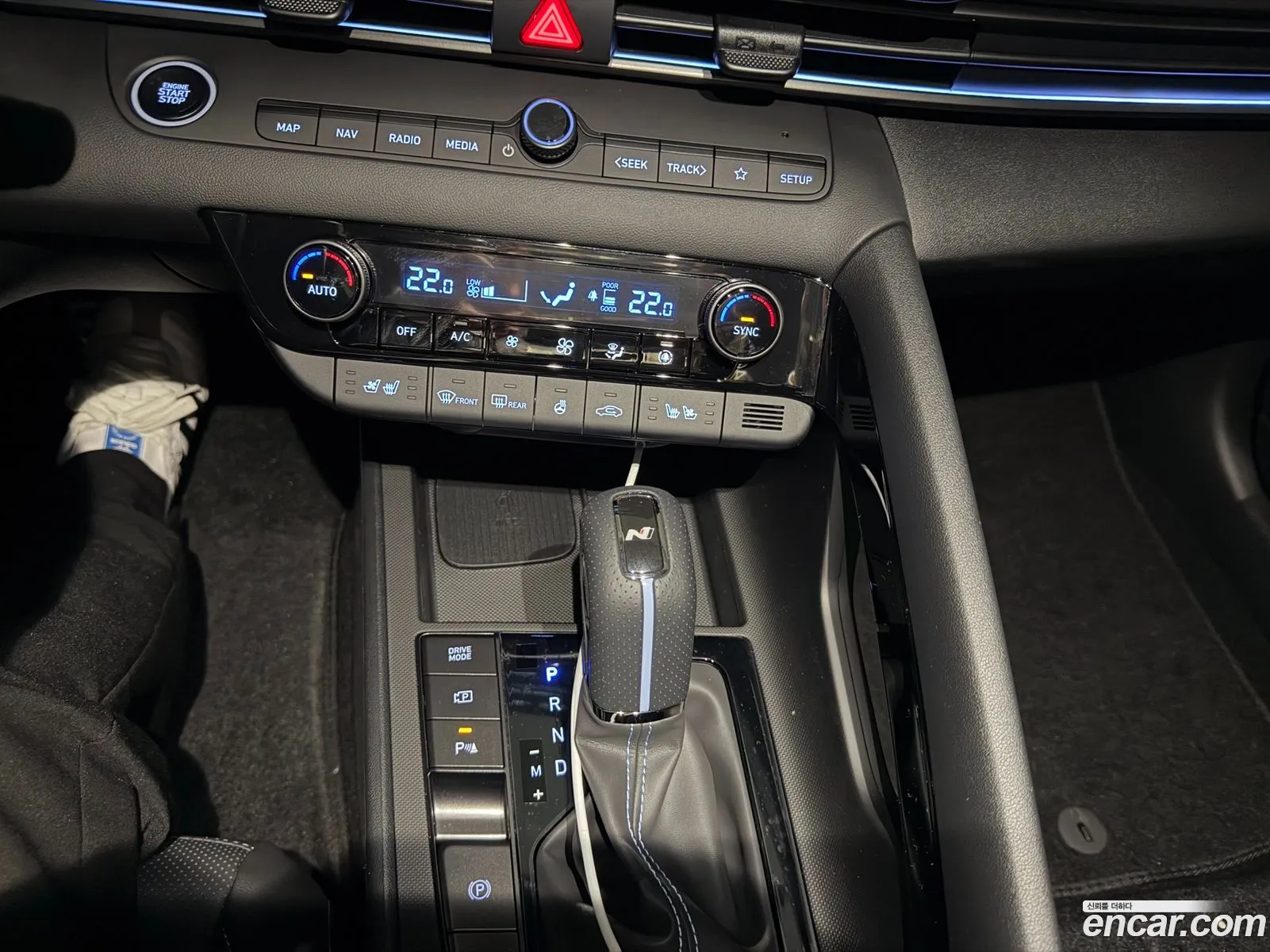 Hyundai Elantra 2025 — 12