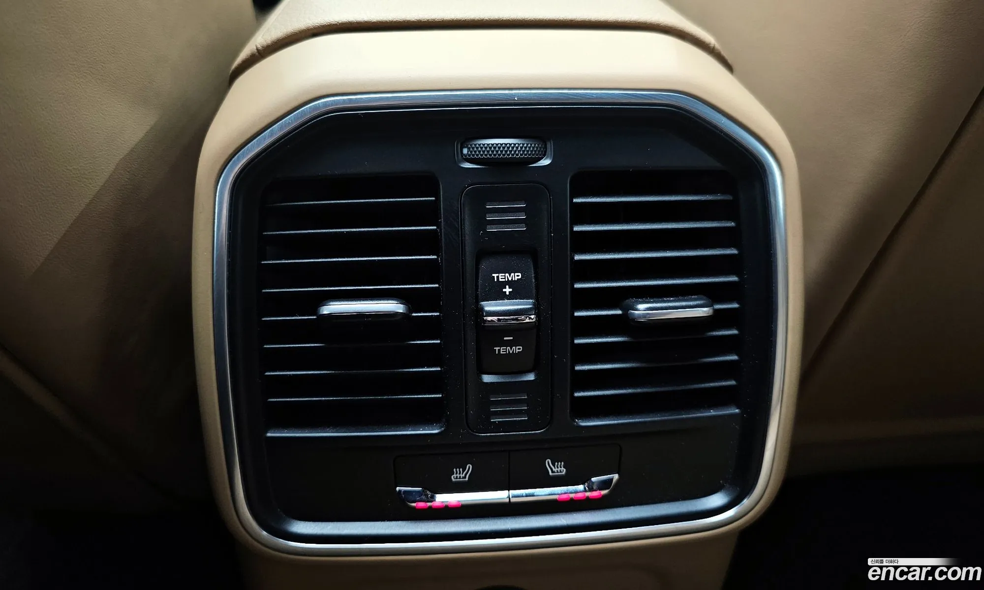 Porsche Macan 2018 WP1AA2959JLB22849 — 13