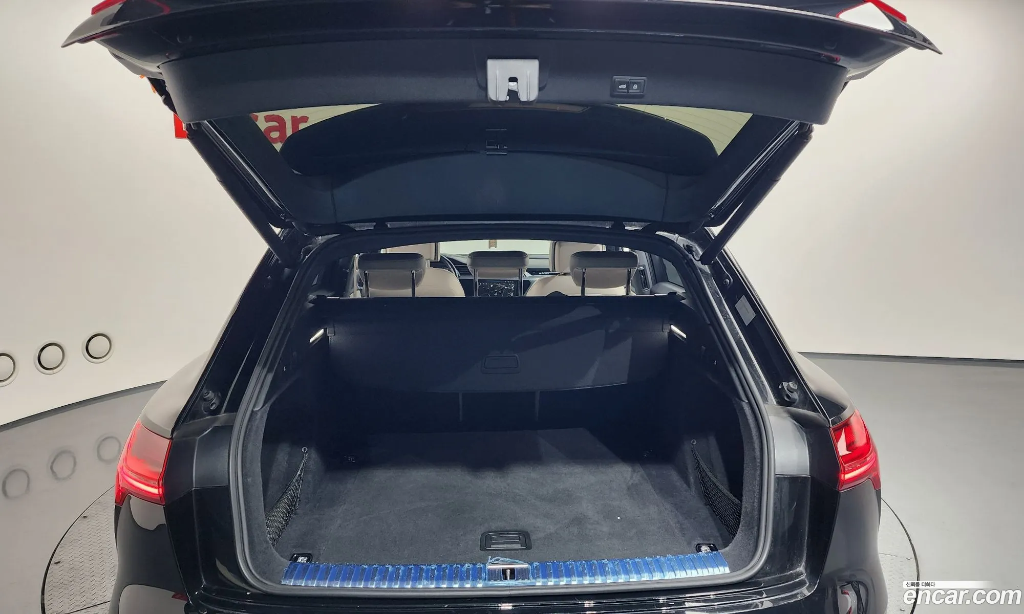 Audi e-tron 2020 WAUZZZGE3LB031431 — 8