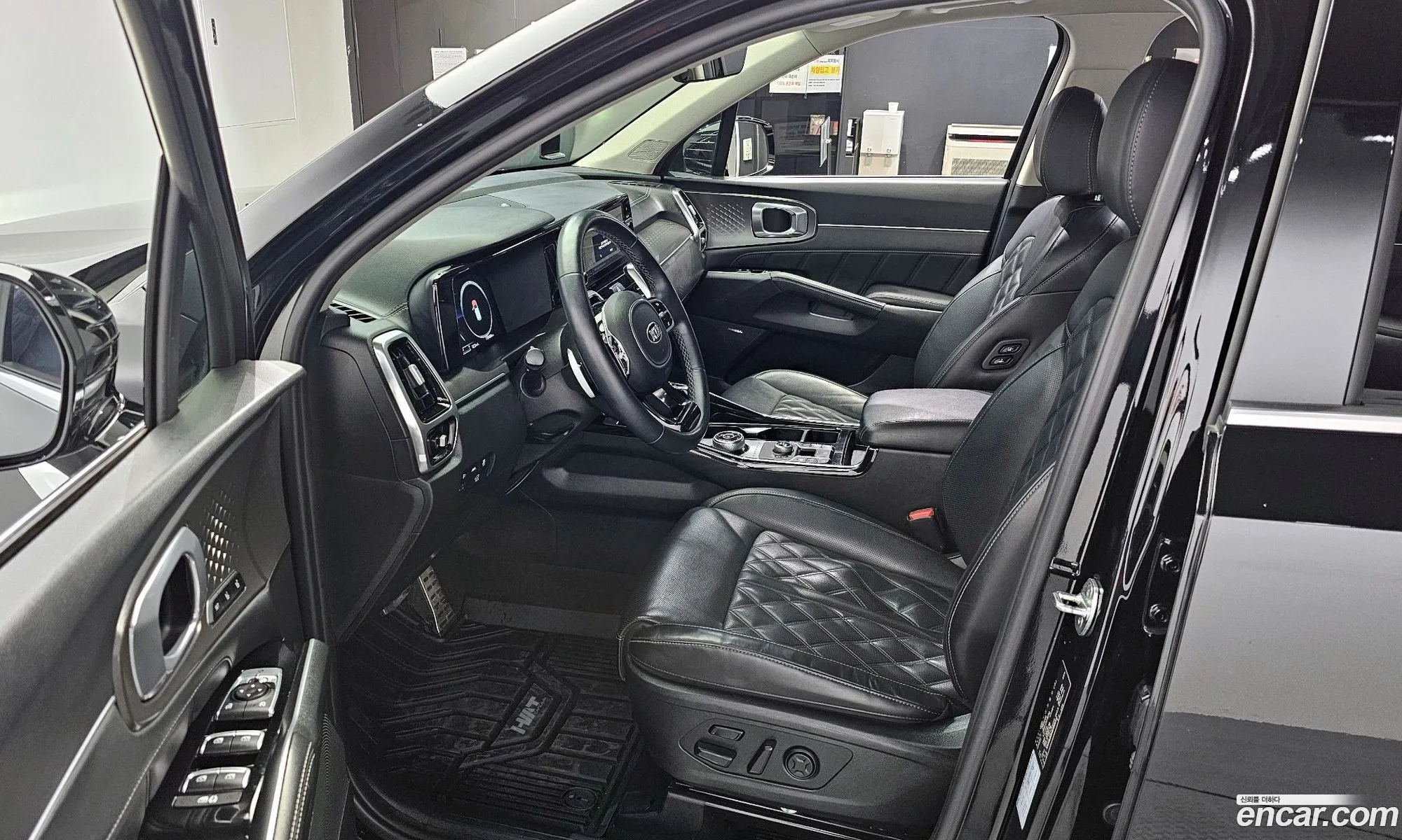 Kia Sorento 2020 KNARK81BHMA006553 — 16