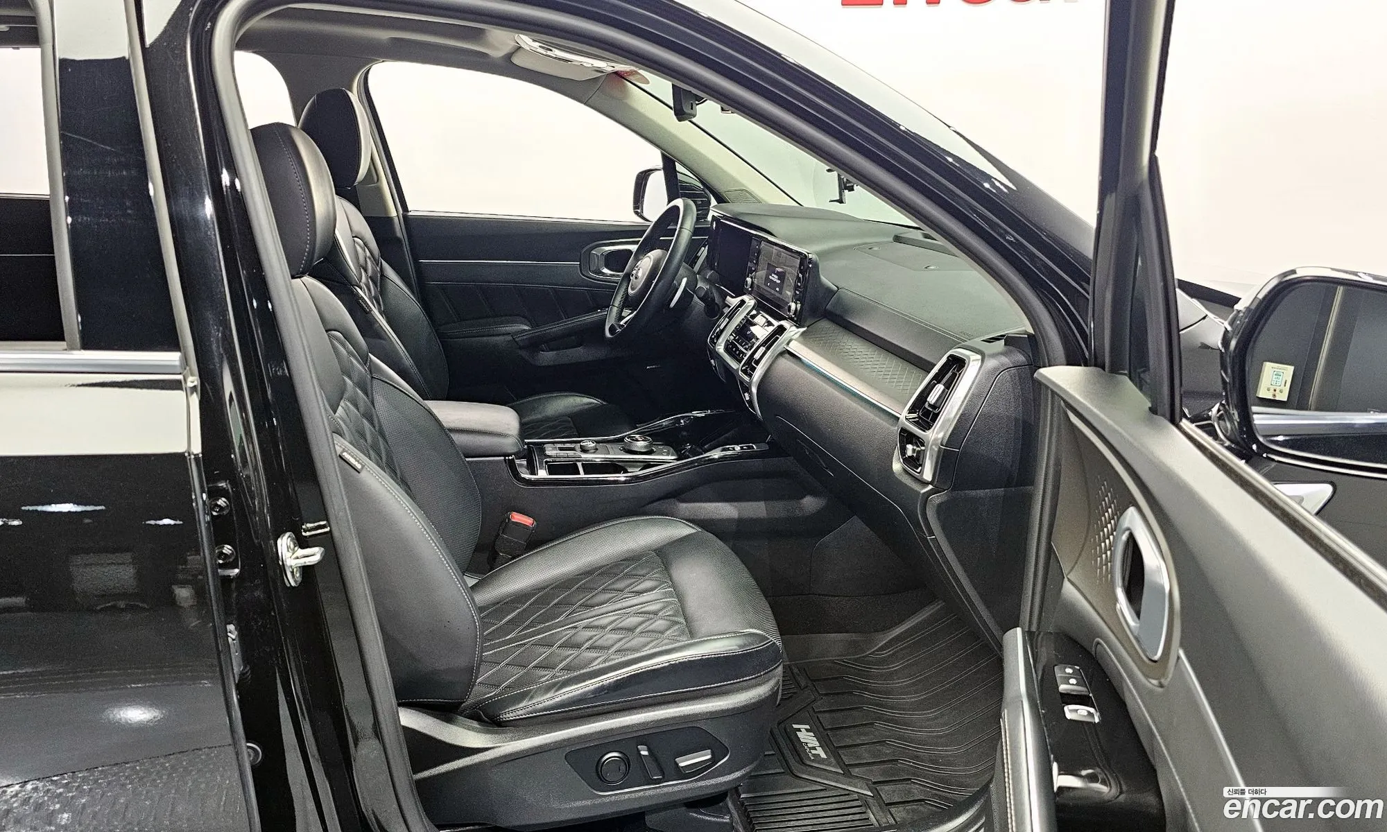 Kia Sorento 2020 KNARK81BHMA006553 — 9