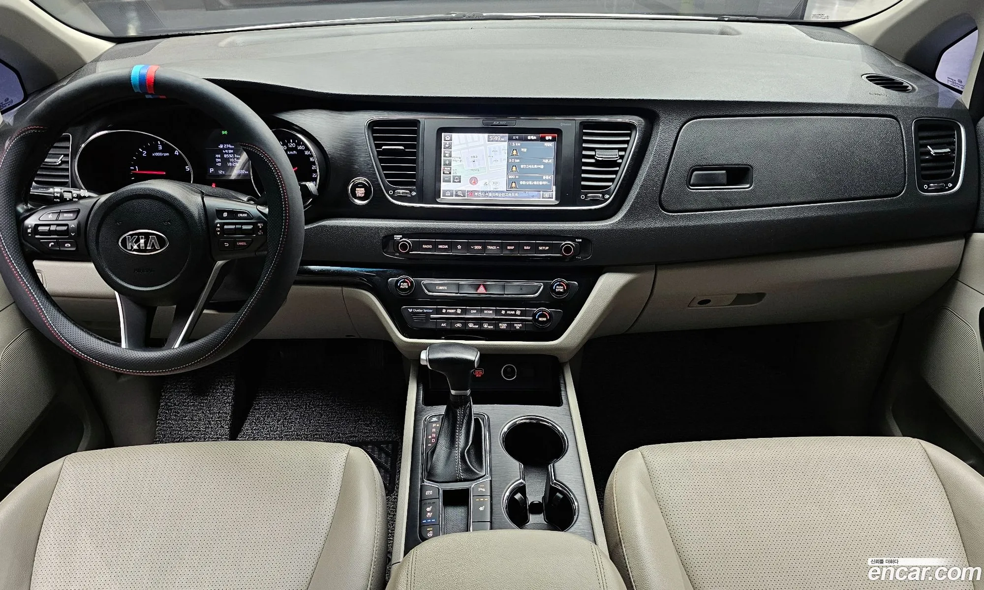 Kia Carnival 2020 — 3