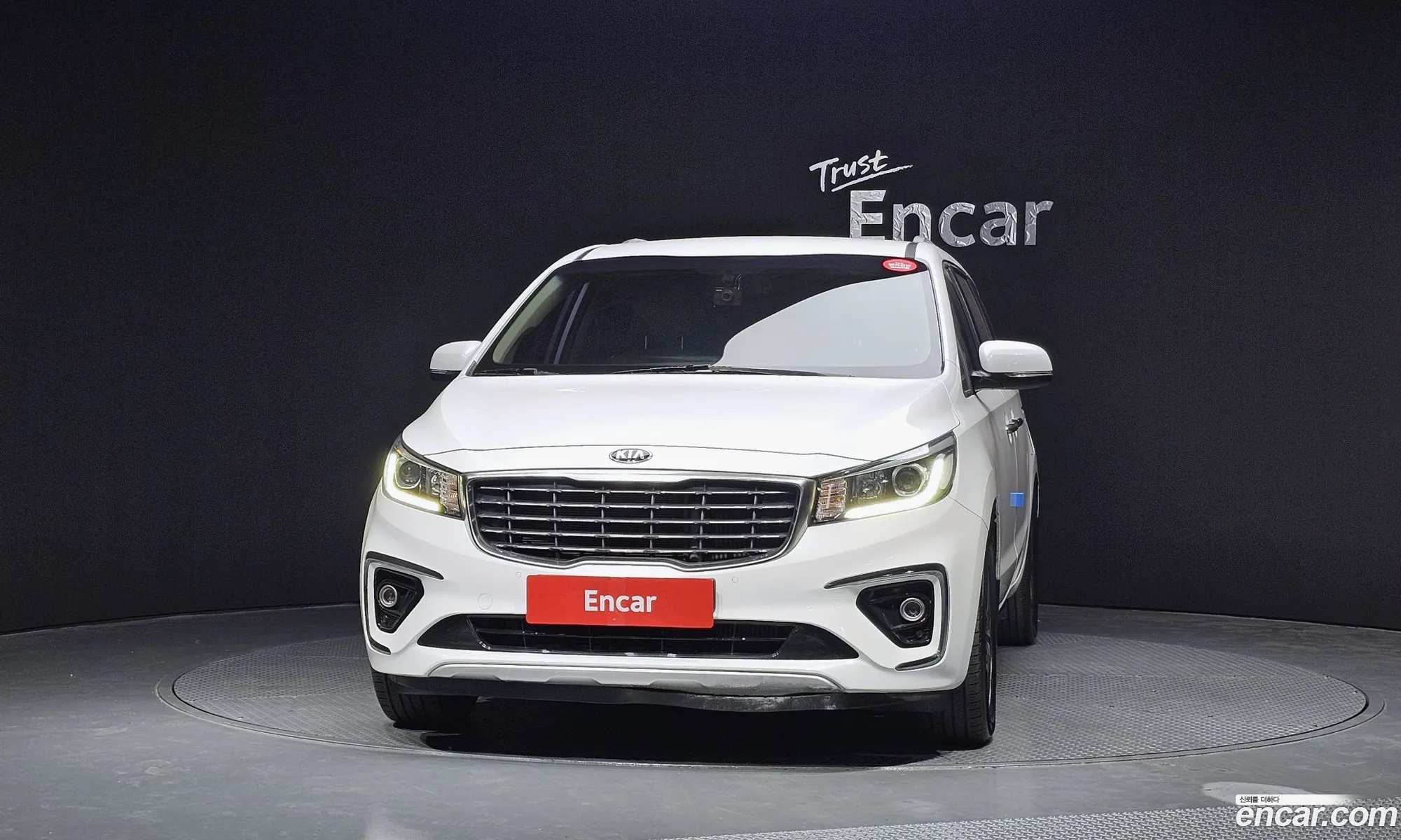Kia Carnival 2020 — 16