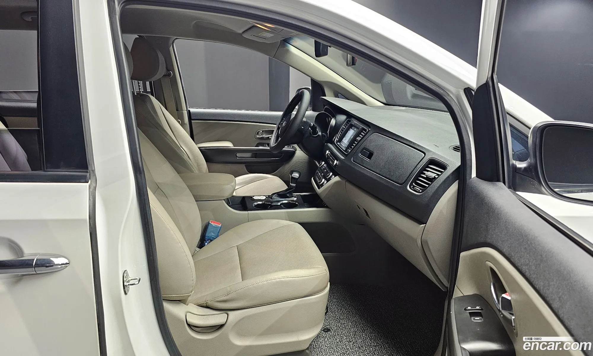 Kia Carnival 2020 — 5