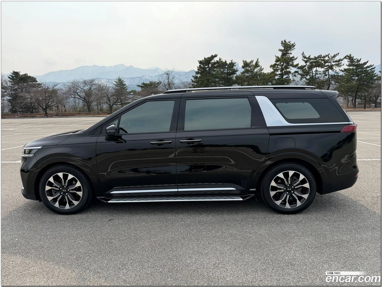 Kia Carnival 2020 — 17