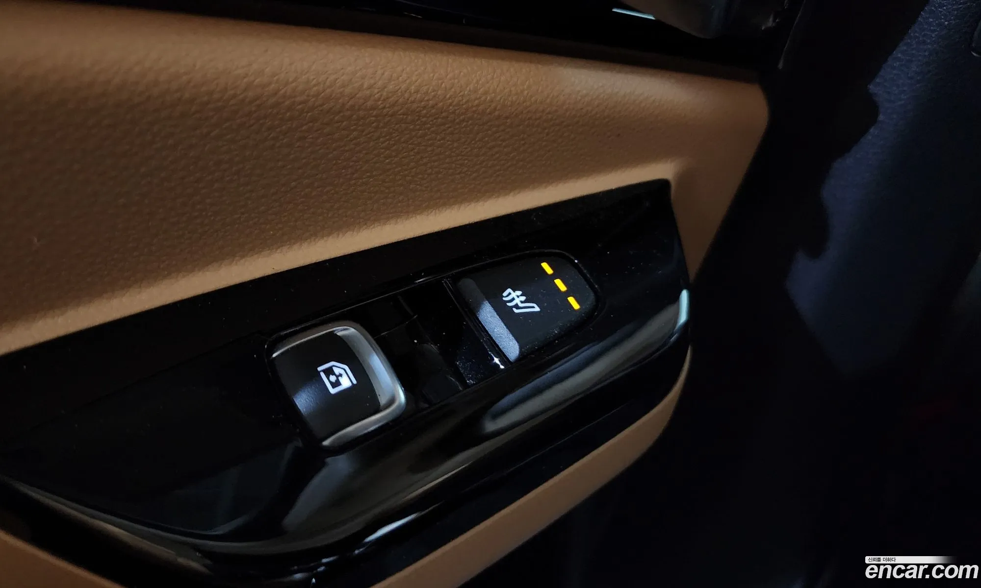 Kia Carnival 2022 KNANC81BBPS200259 — 10