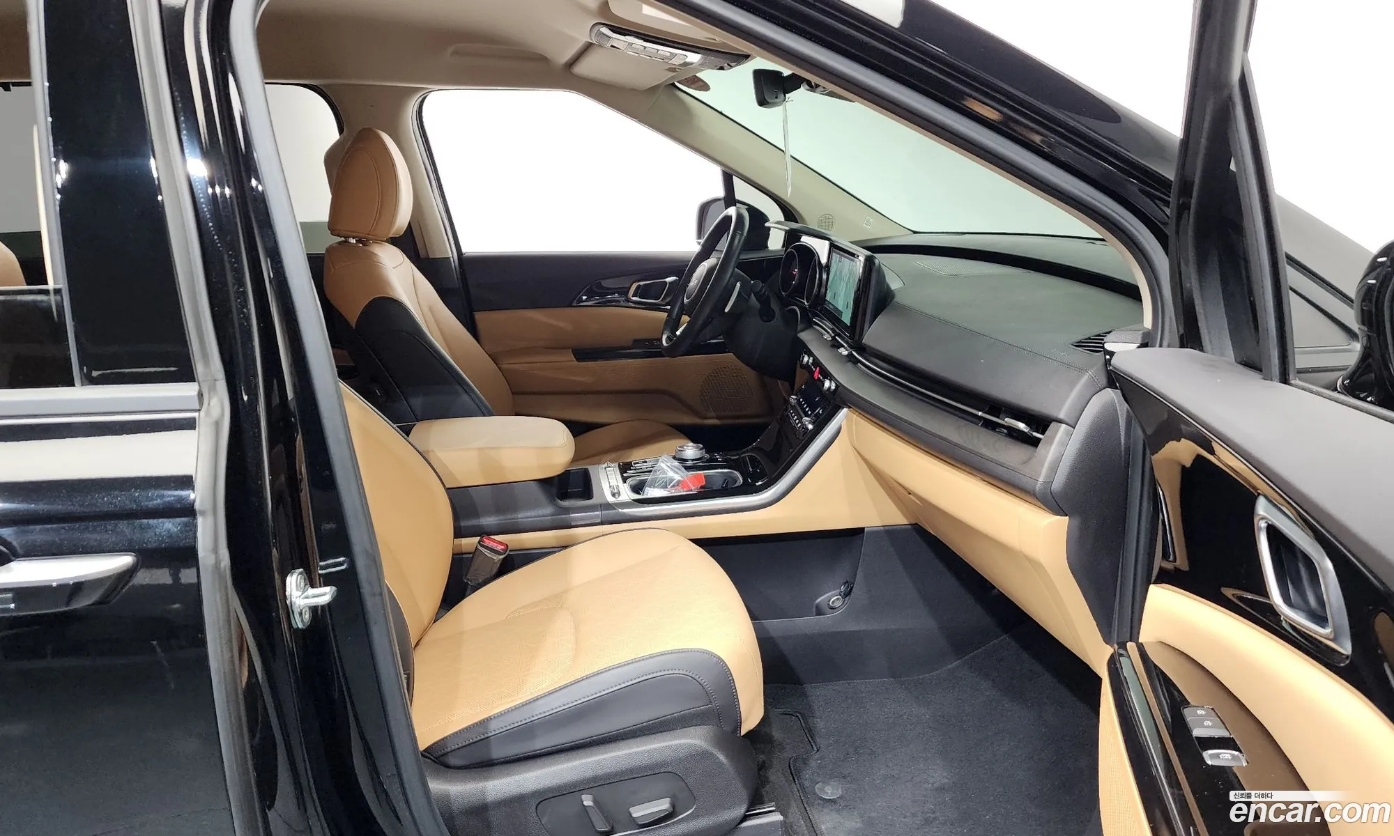 Kia Carnival 2022 KNANC81BBPS200259 — 17