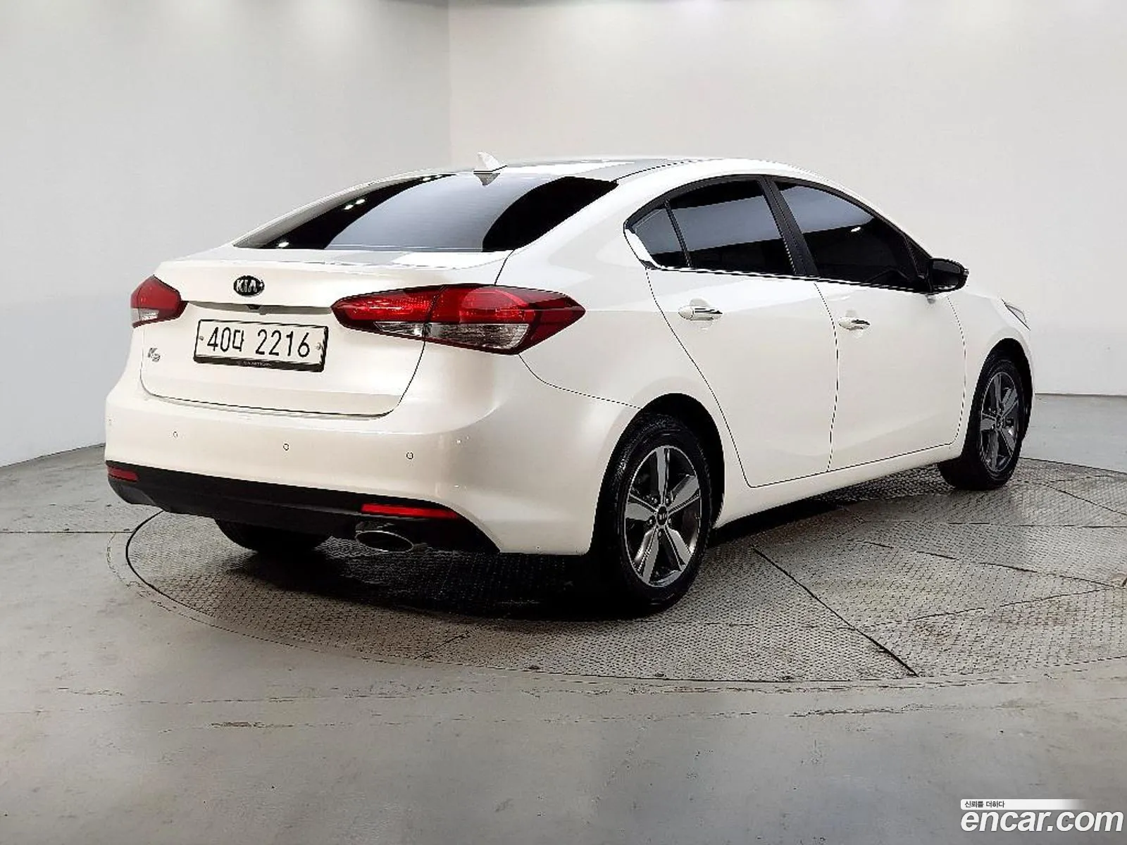 Kia K3 2017 — 15