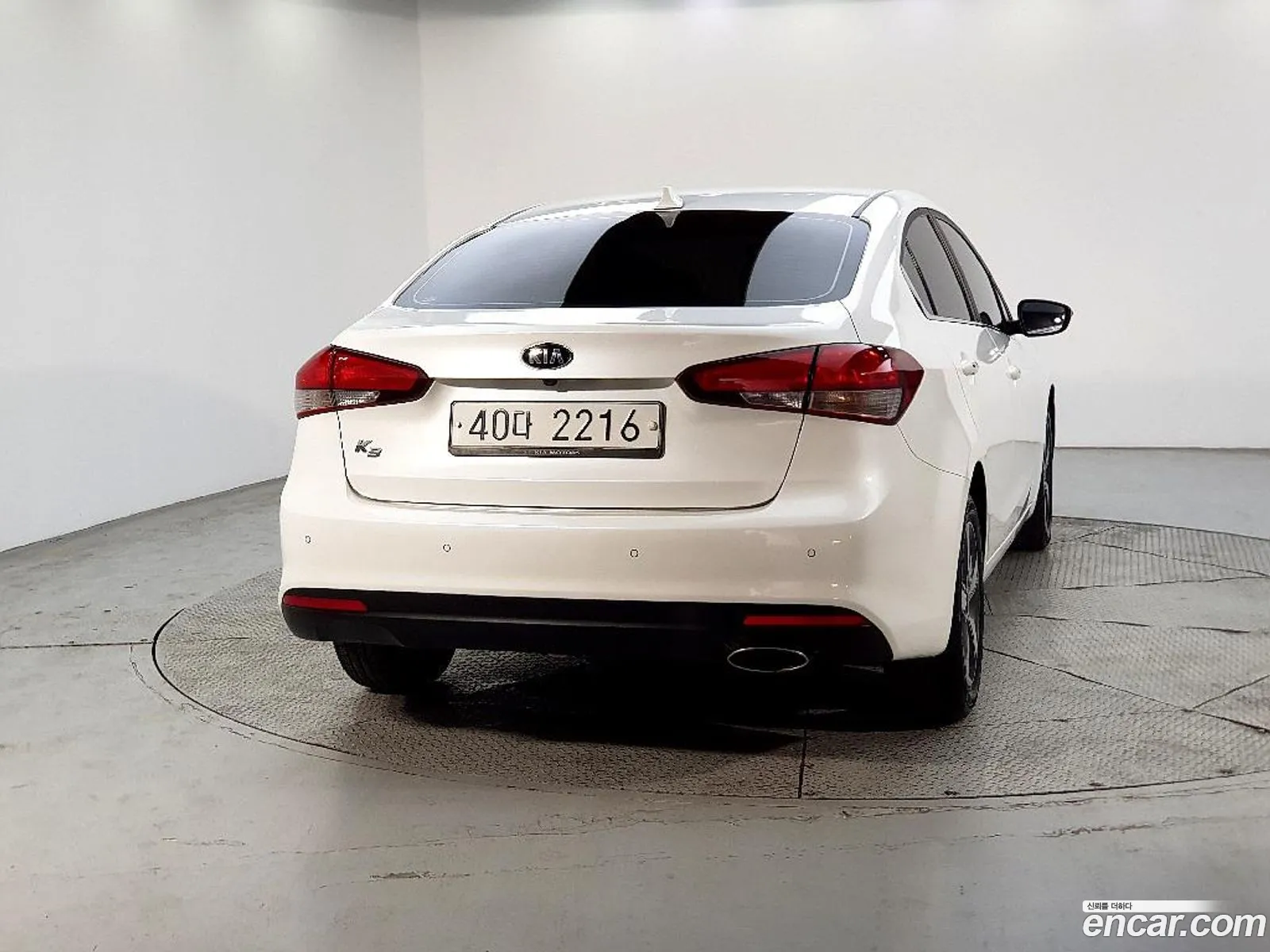 Kia K3 2017 — 7