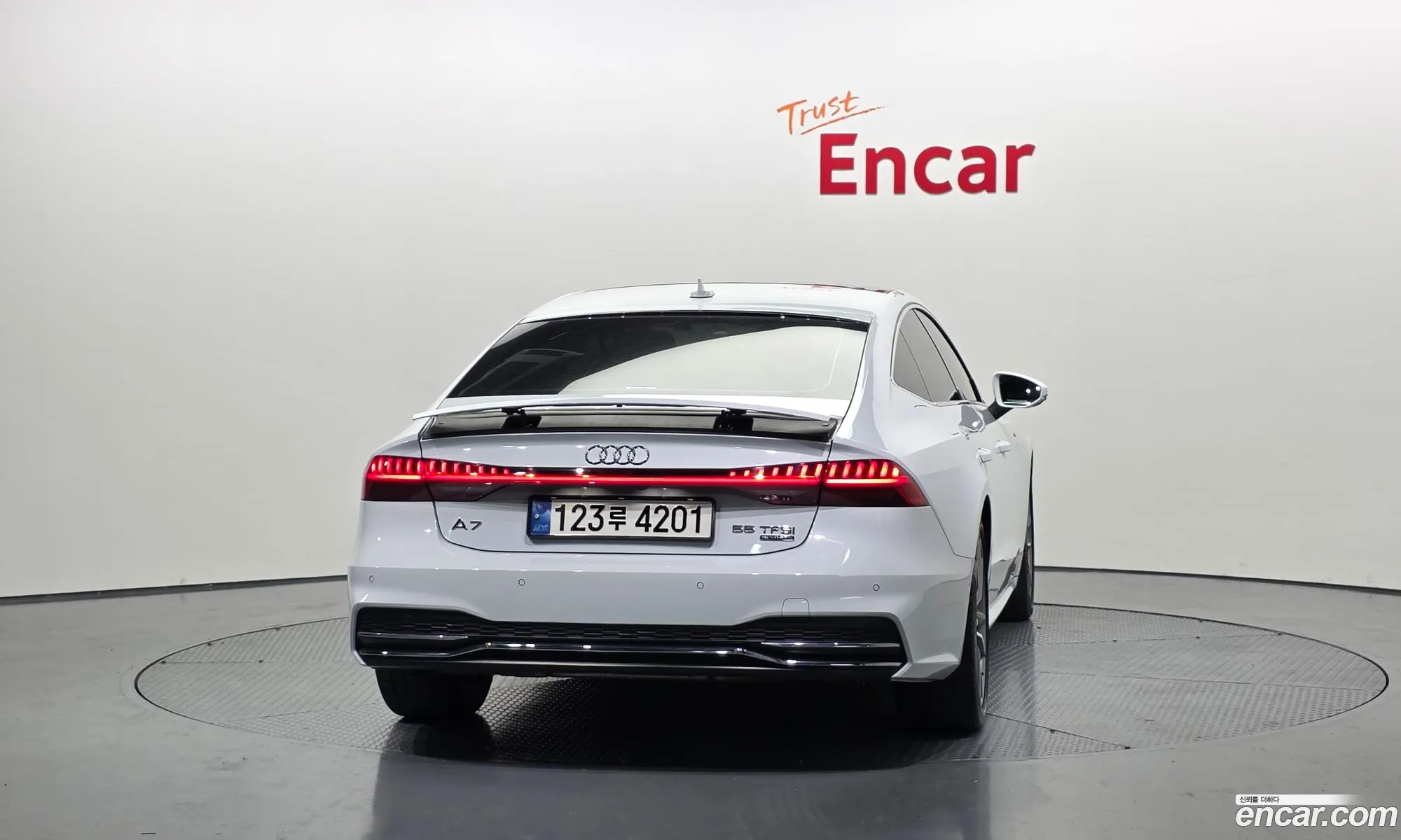 Audi A7 2020 WAUZZZF25LN077946 — 8