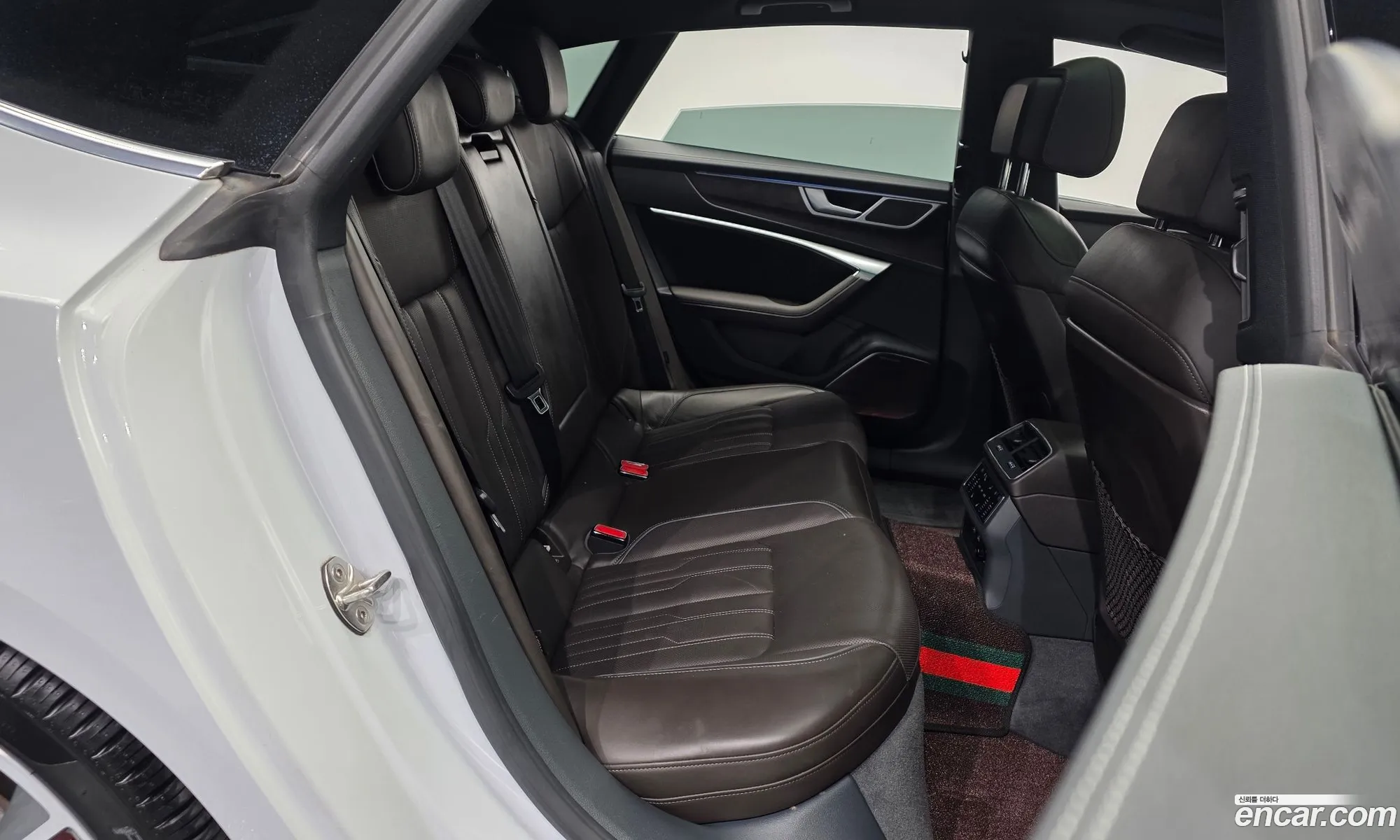Audi A7 2020 WAUZZZF25LN077946 — 14