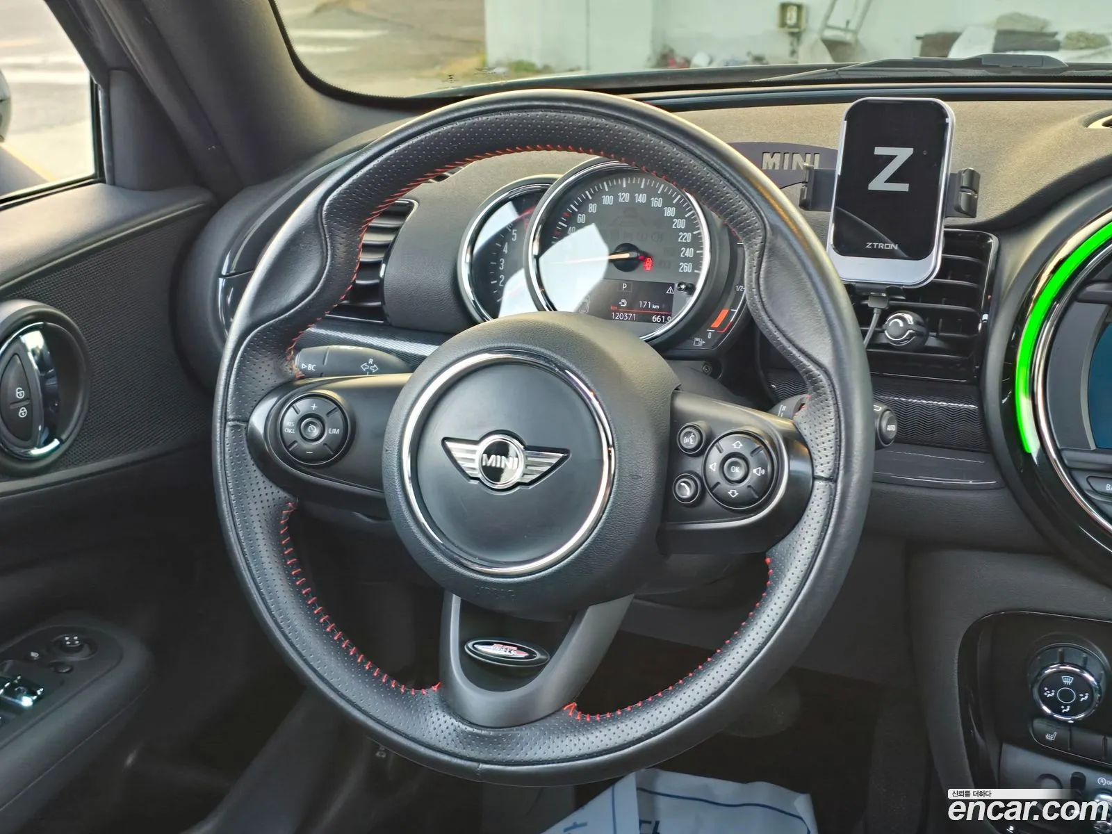 Mini Cooper D Clubman 2018 — 15