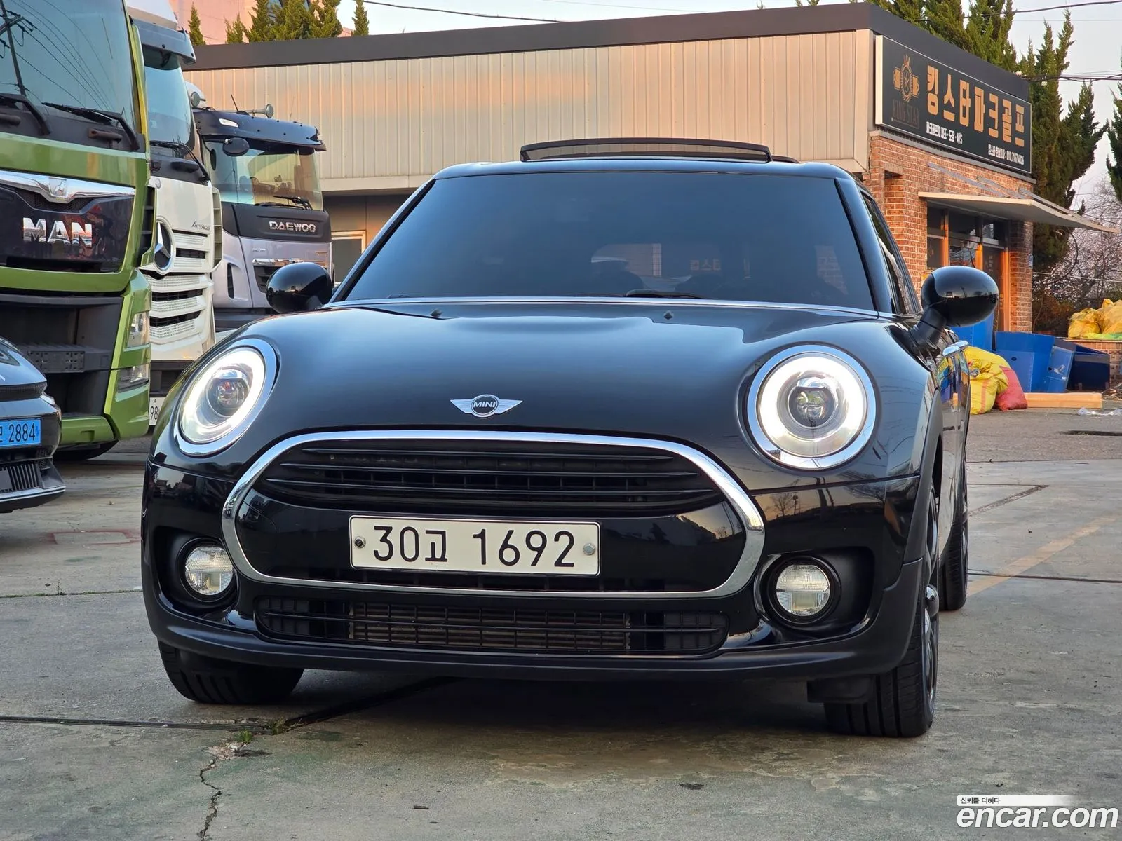Mini Cooper D Clubman 2018 — 18