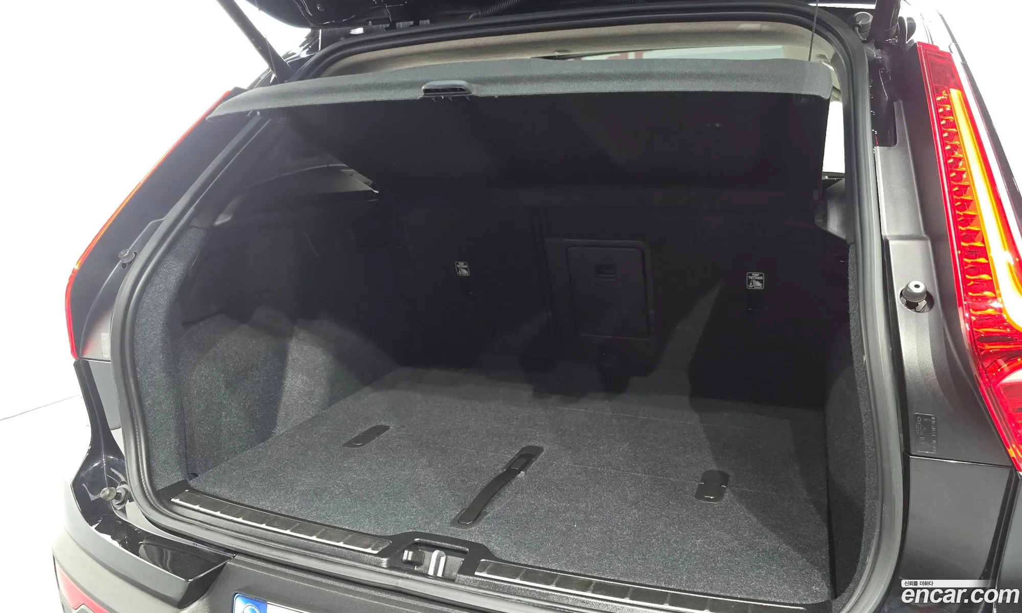 Volvo XC40 2023 YV1XZK92XP2072966 — 20