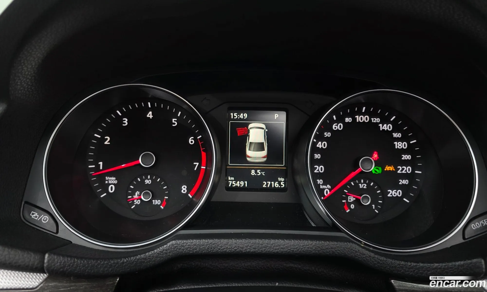Volkswagen Passat 2018 — 18