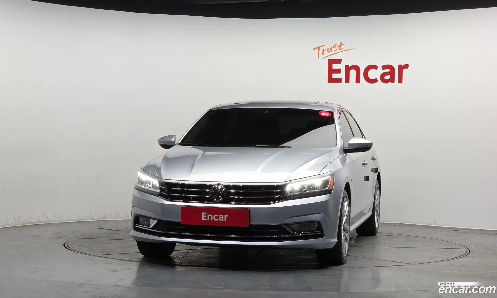 Volkswagen Passat 2018 — 2