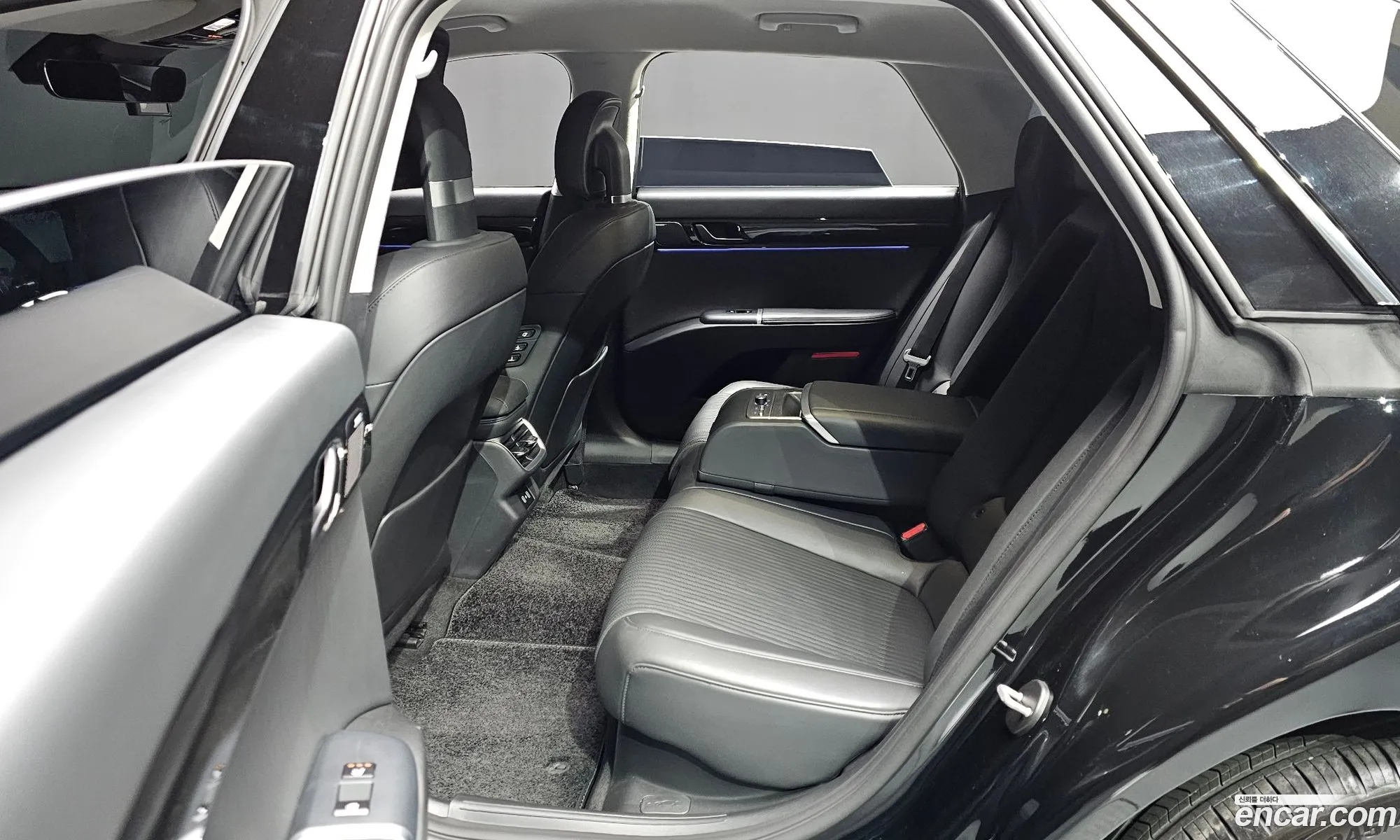 Hyundai Grandeur Hybrid 2023 — 9