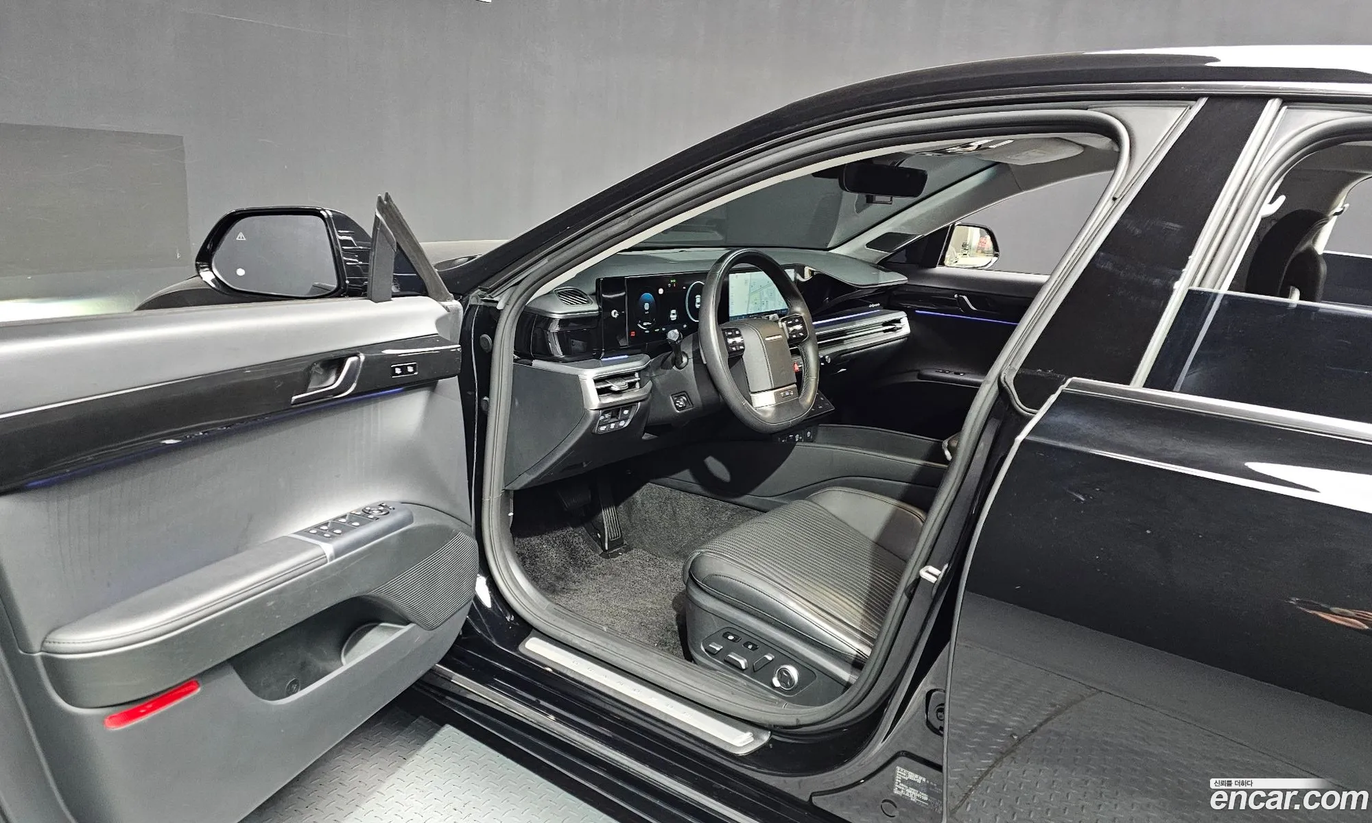 Hyundai Grandeur Hybrid 2023 — 10