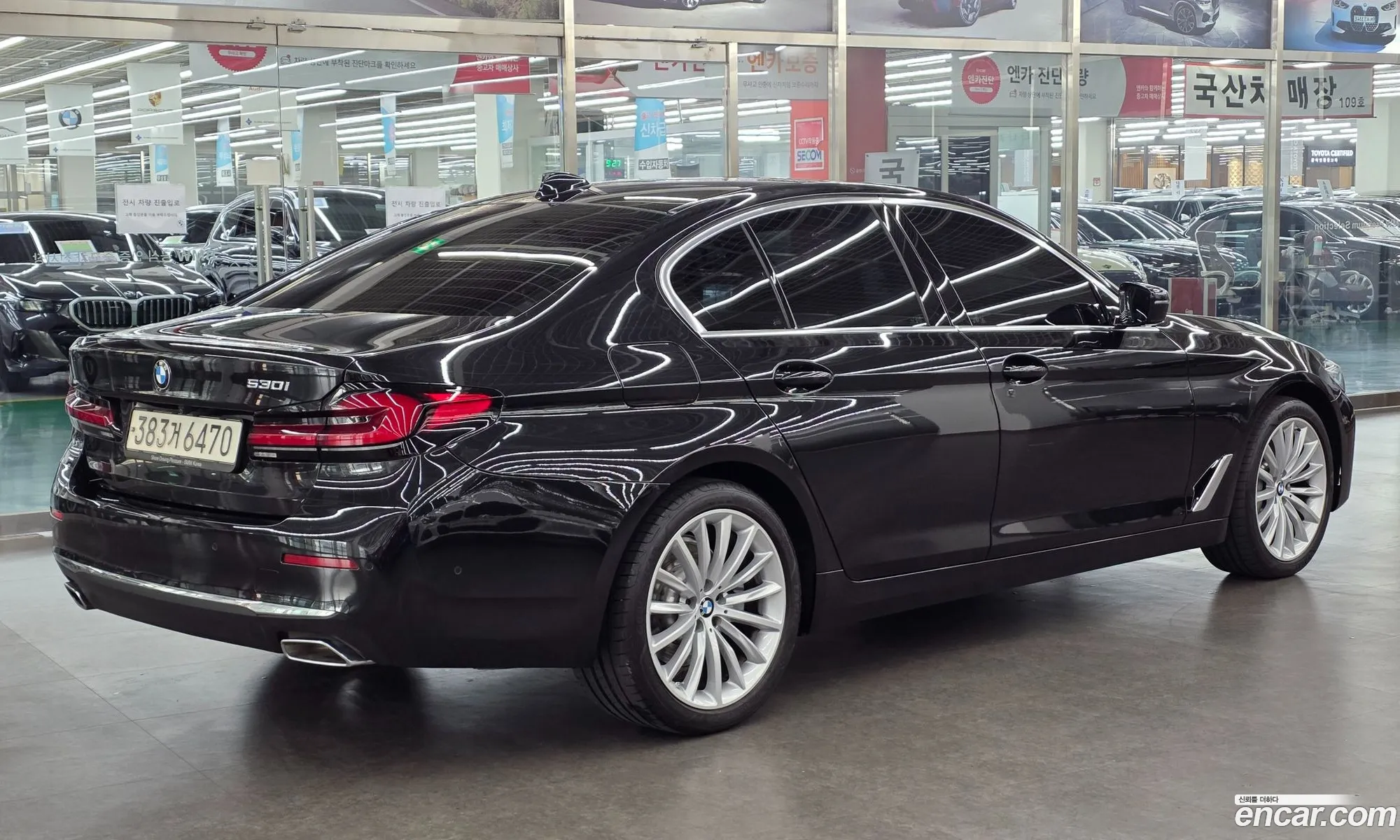 BMW 5 Series 2023 — 11