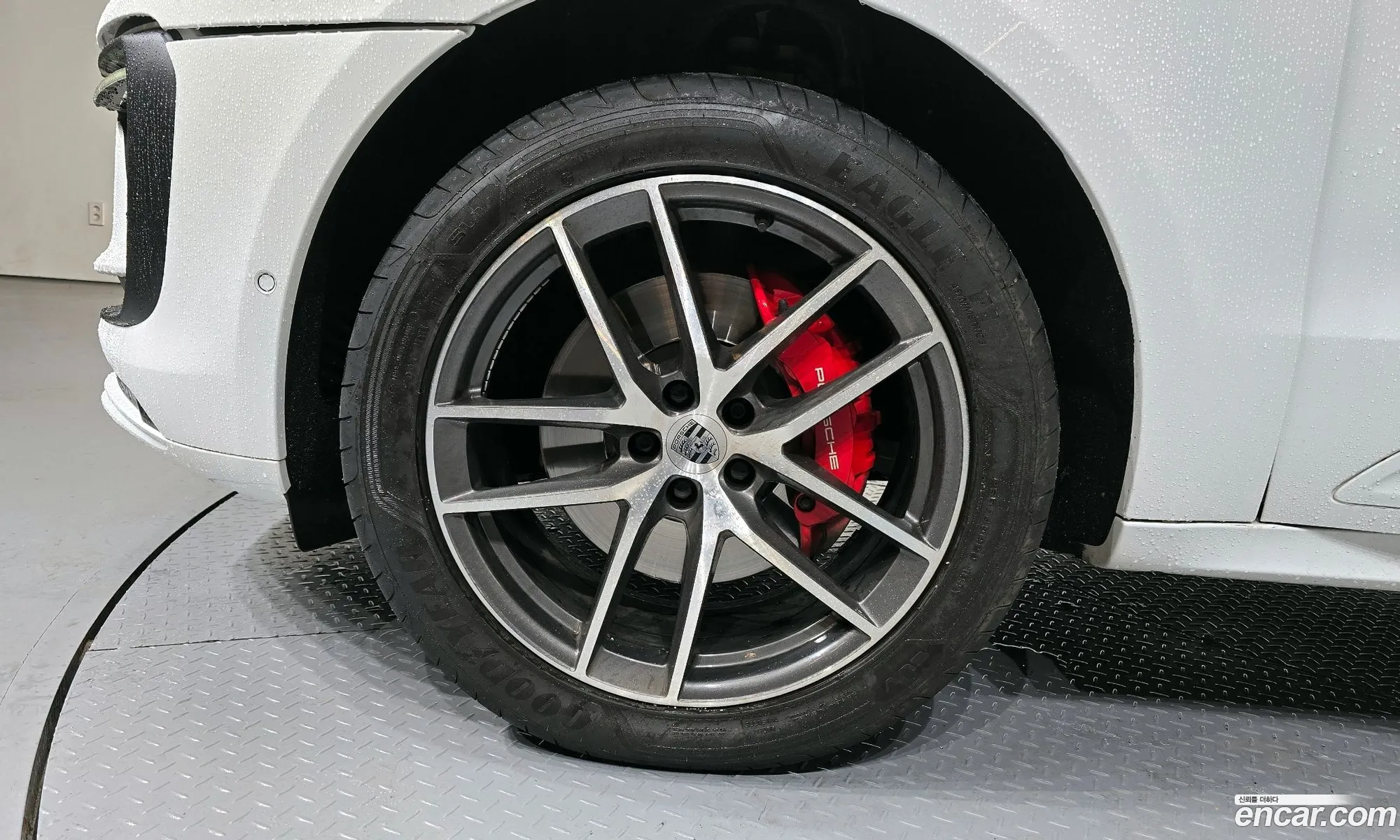 Porsche Macan 2022 WP1AG295XNLB35050 — 14