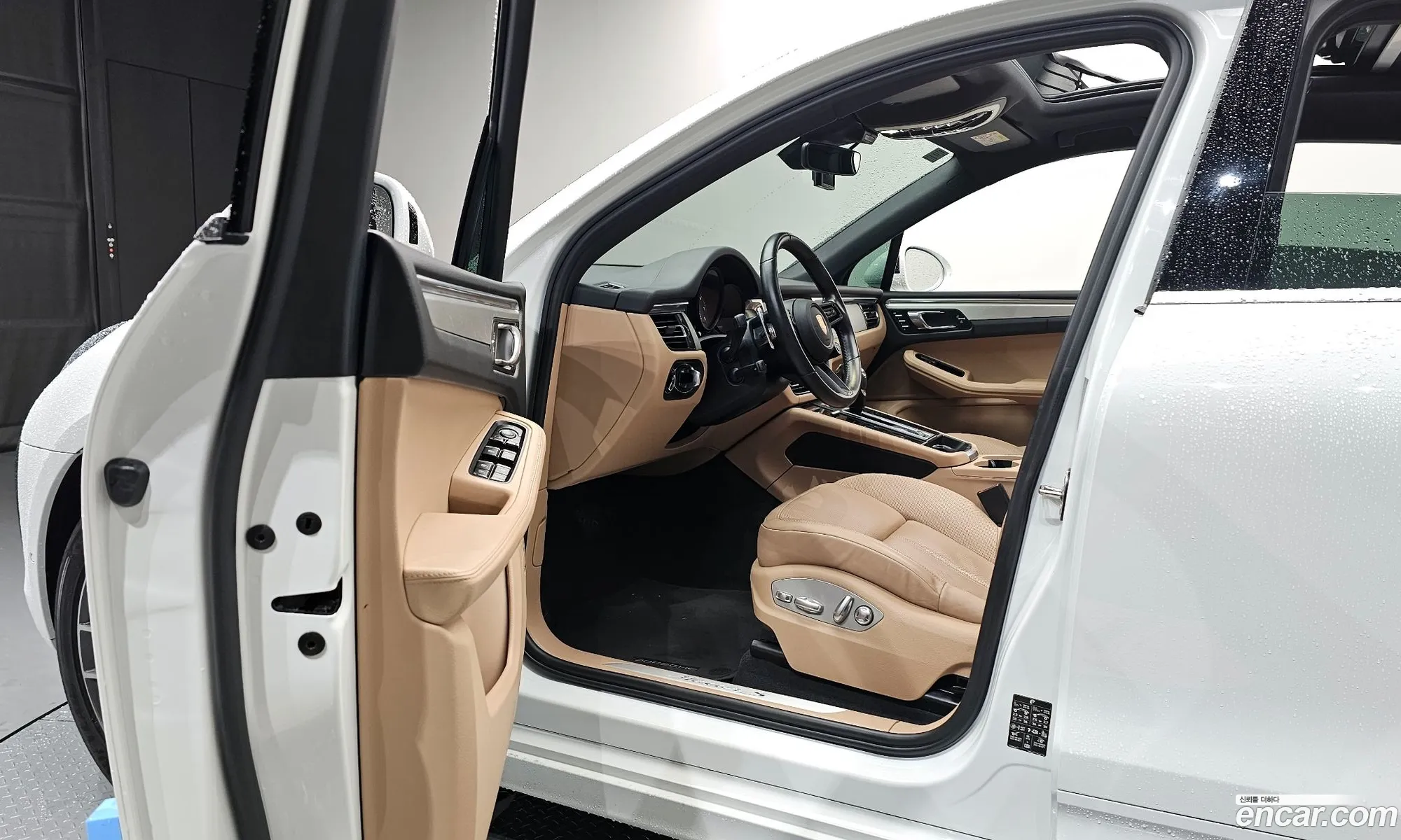 Porsche Macan 2022 WP1AG295XNLB35050 — 20