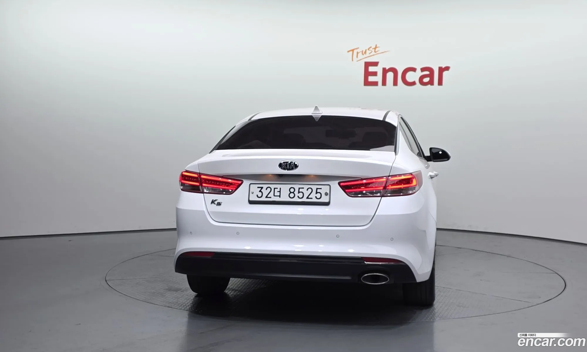 Kia K5 2018 — 2
