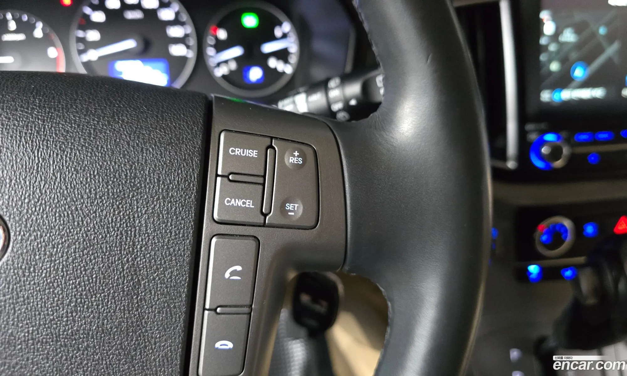 Hyundai Grand Starex 2019 — 20