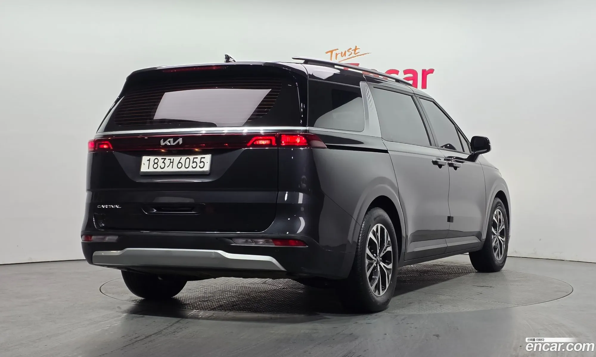 Kia Carnival 2022 — 9