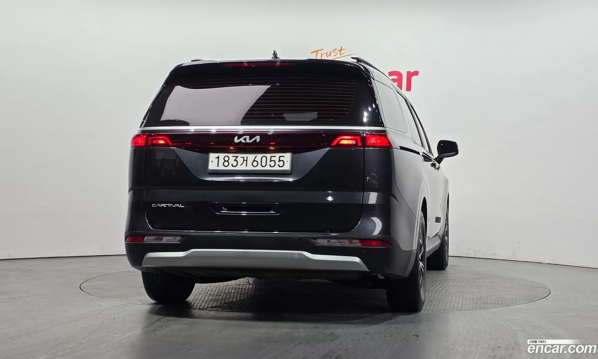 Kia Carnival 2022 — 18