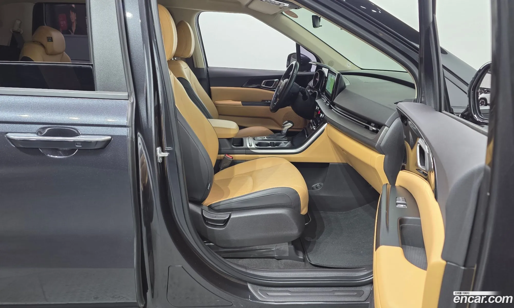 Kia Carnival 2022 — 11