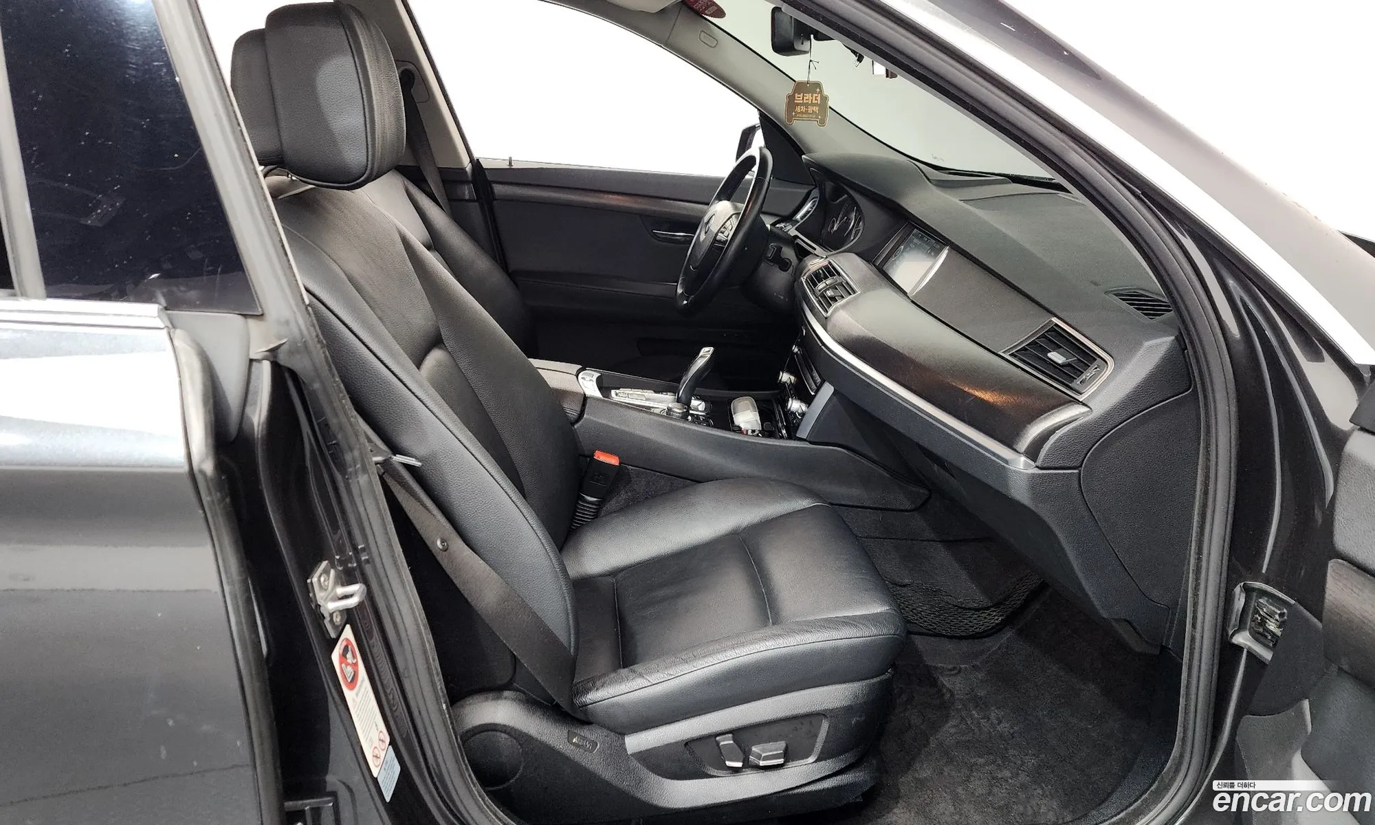BMW 5 Series GT 2011 WBASP2106BC351752 — 3