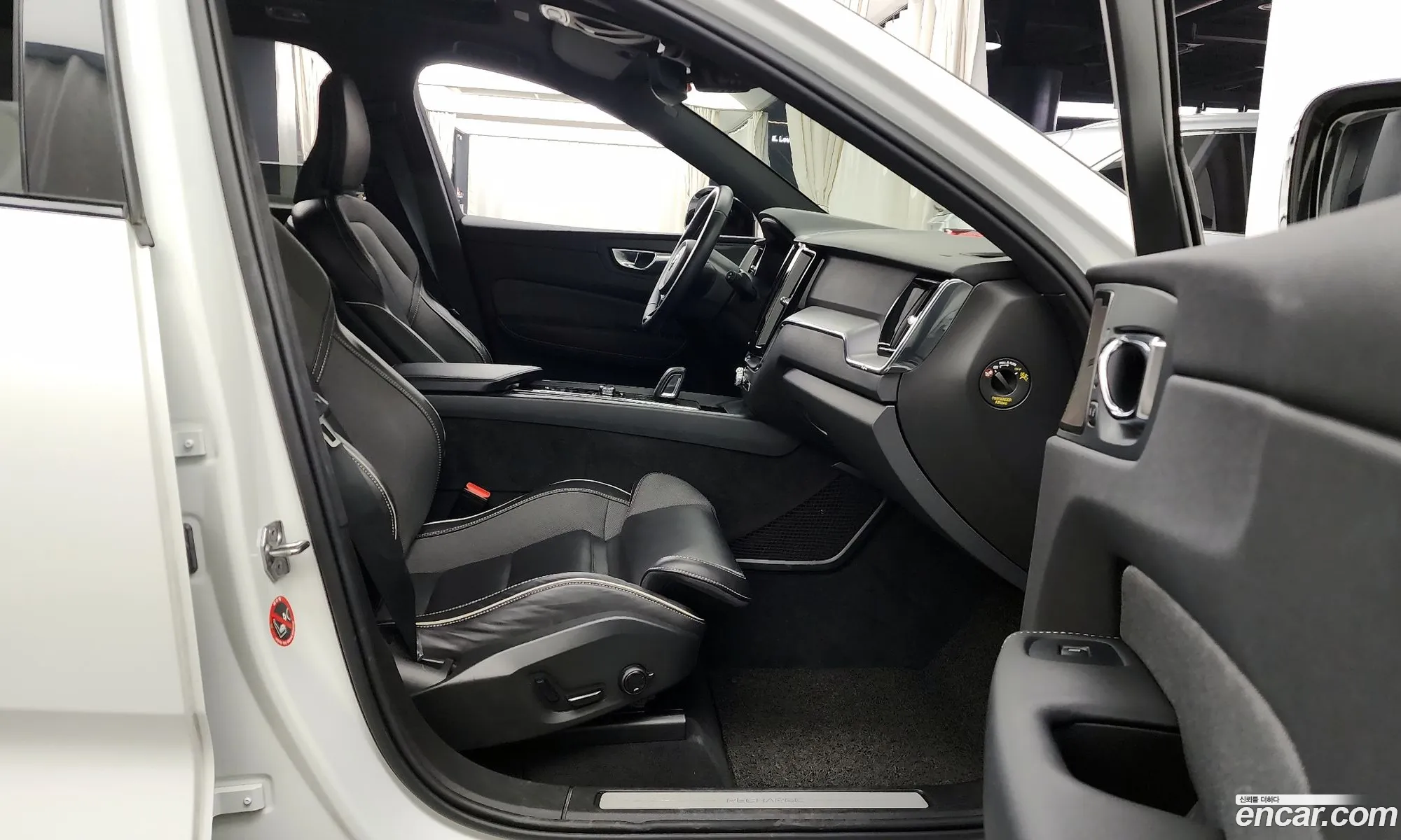 Volvo XC60 2021 YV1UZBR0DM1753018 — 6
