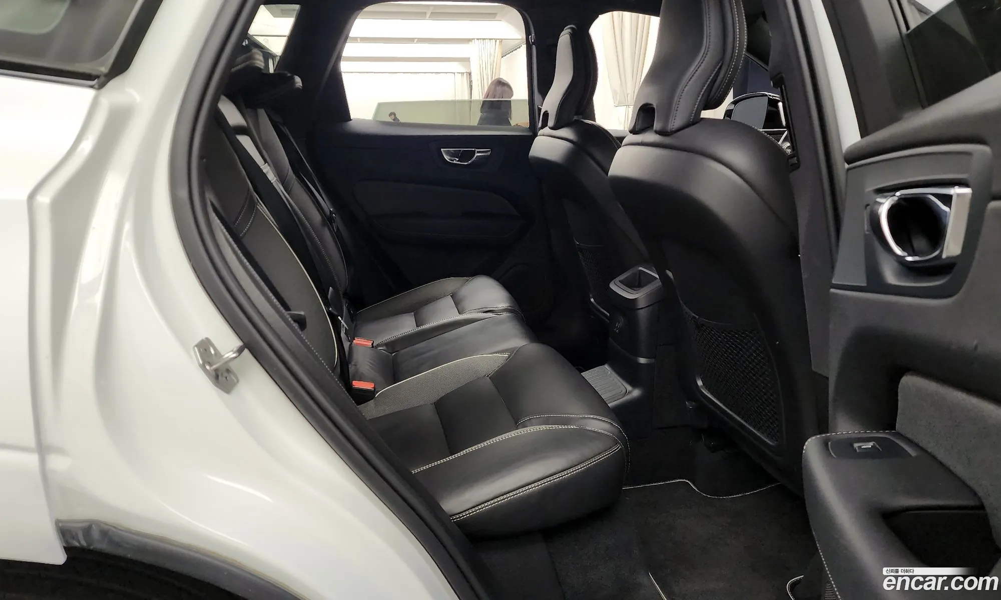 Volvo XC60 2021 YV1UZBR0DM1753018 — 4