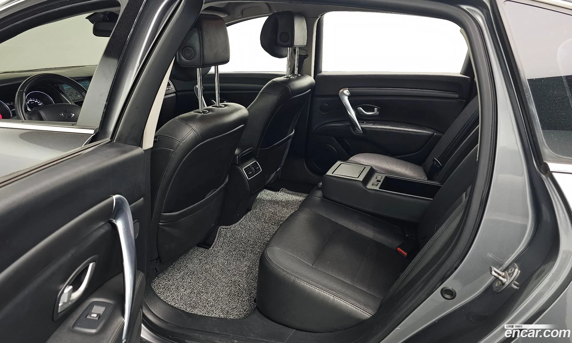 Renault Korea (Samsung) SM7 Nova 2015 — 10