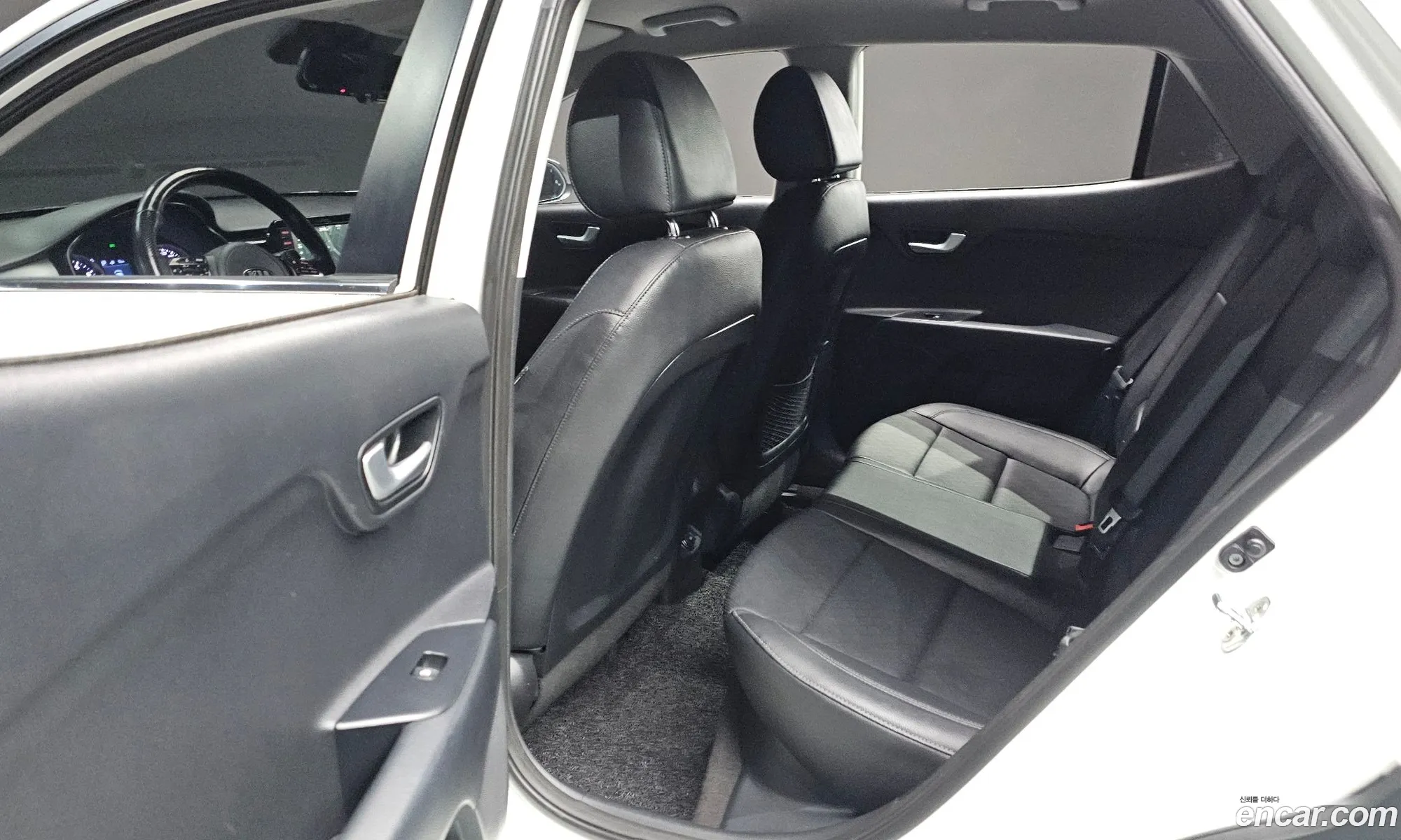 Kia Stonic 2019 — 11